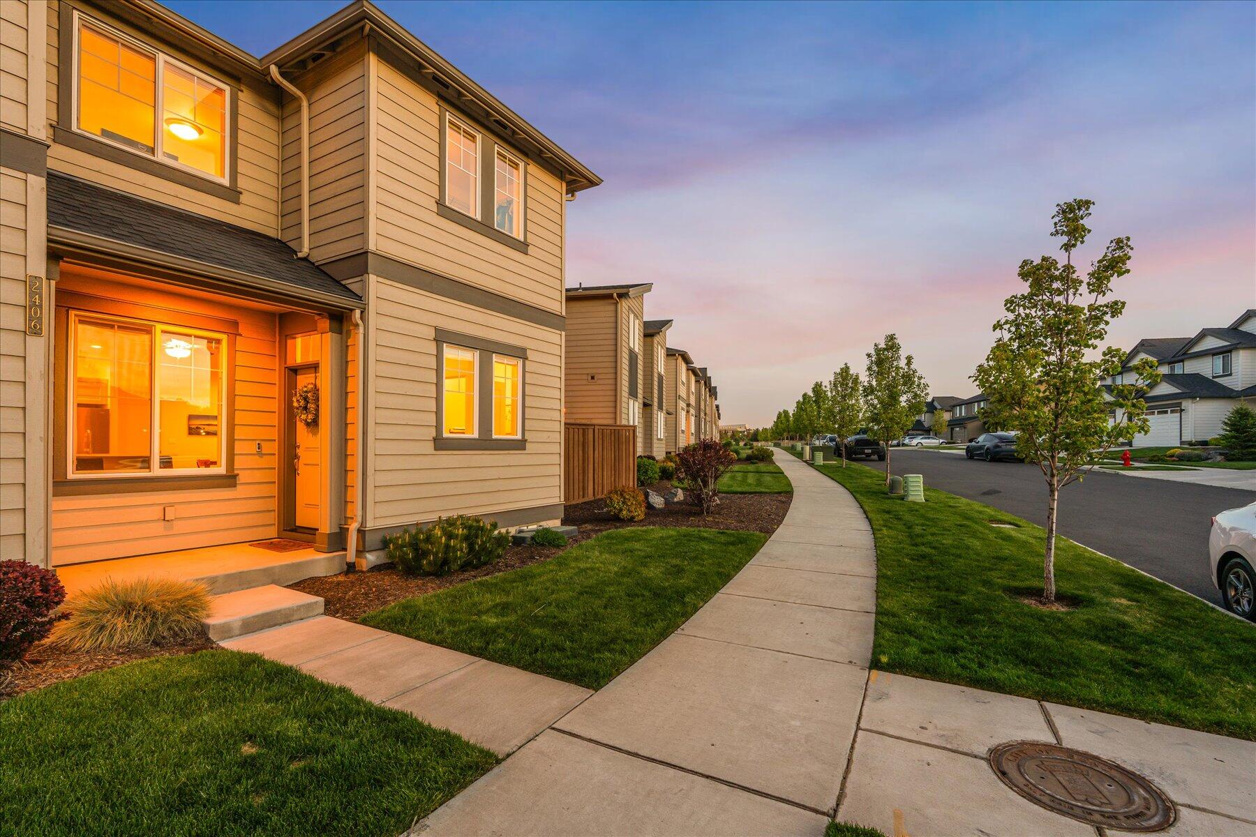 2406 NE Victor Place