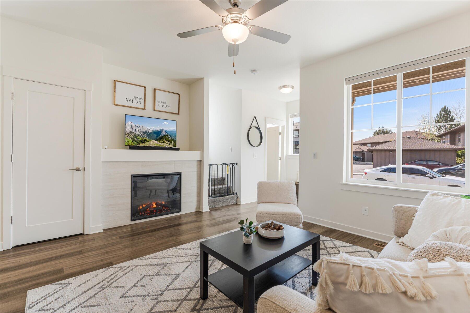 2406 NE Victor Place