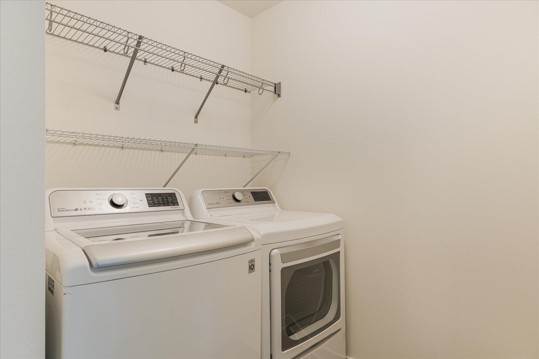 2406 NE Victor Place