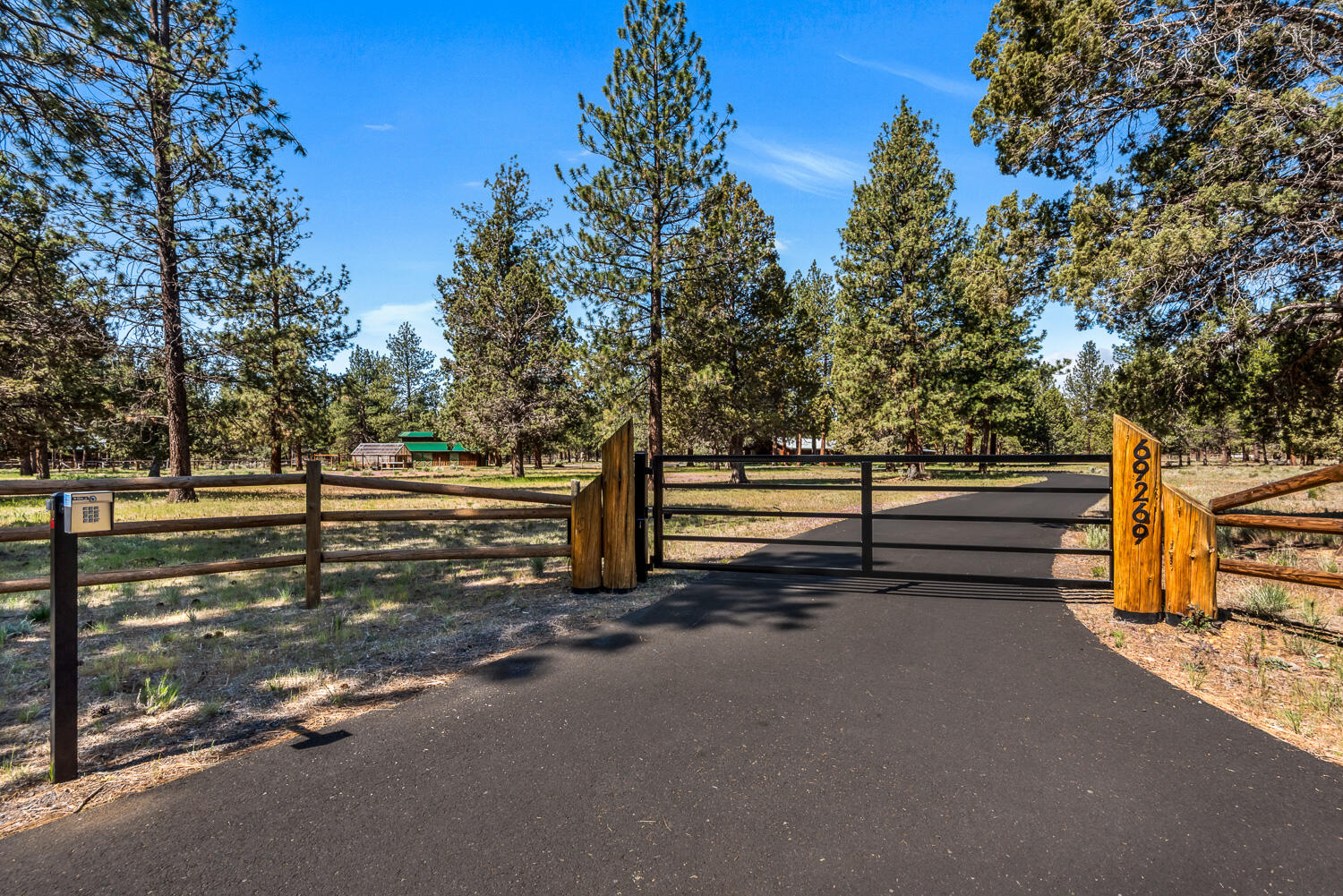 69269 Crooked Horseshoe Road