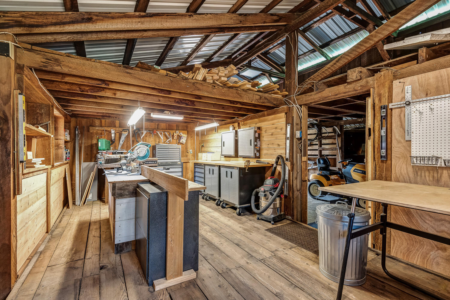 69269 Crooked Horseshoe Road