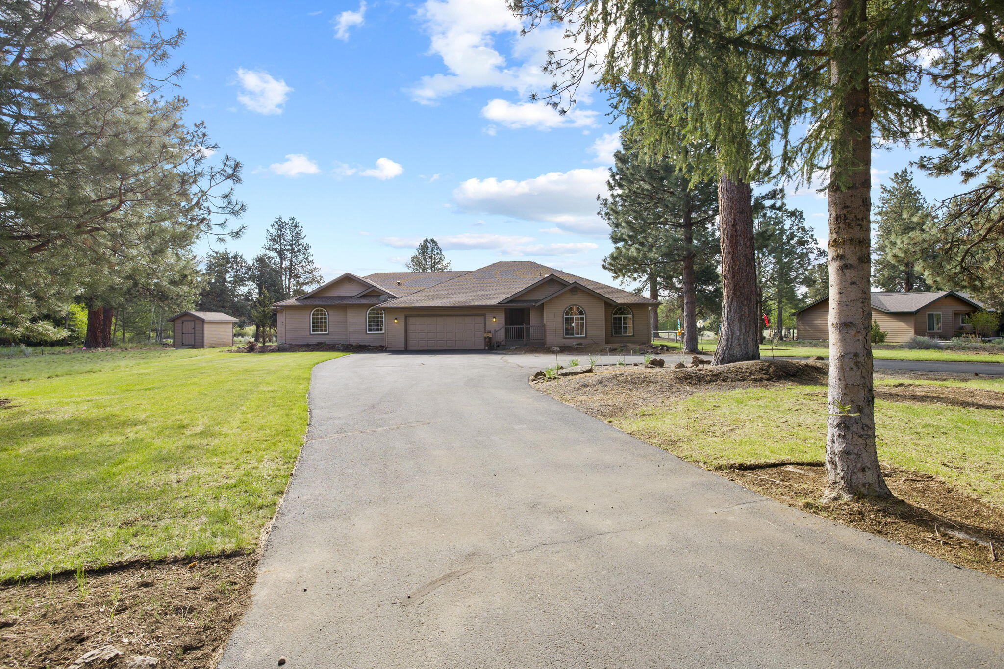 69820 W Meadow Parkway