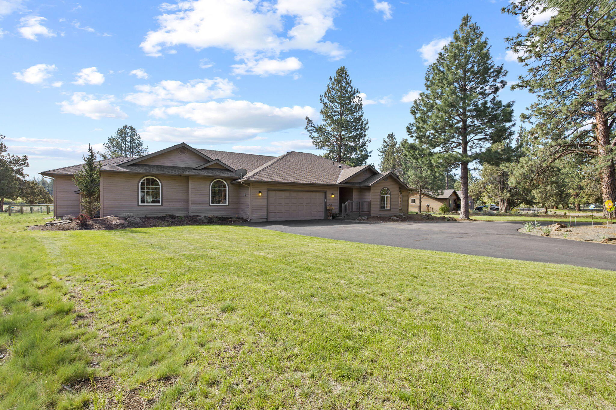 69820 W Meadow Parkway