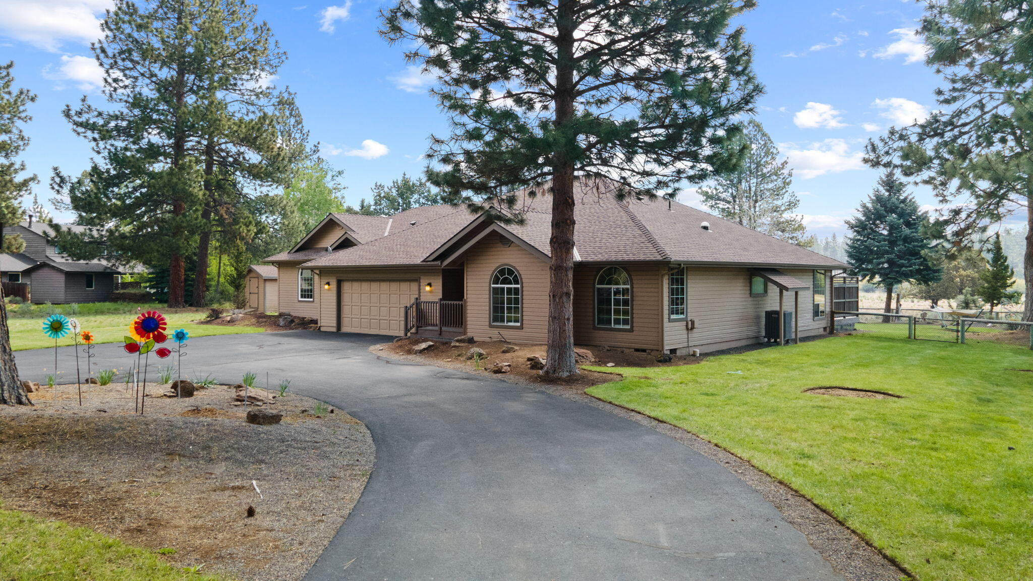 69820 W Meadow Parkway