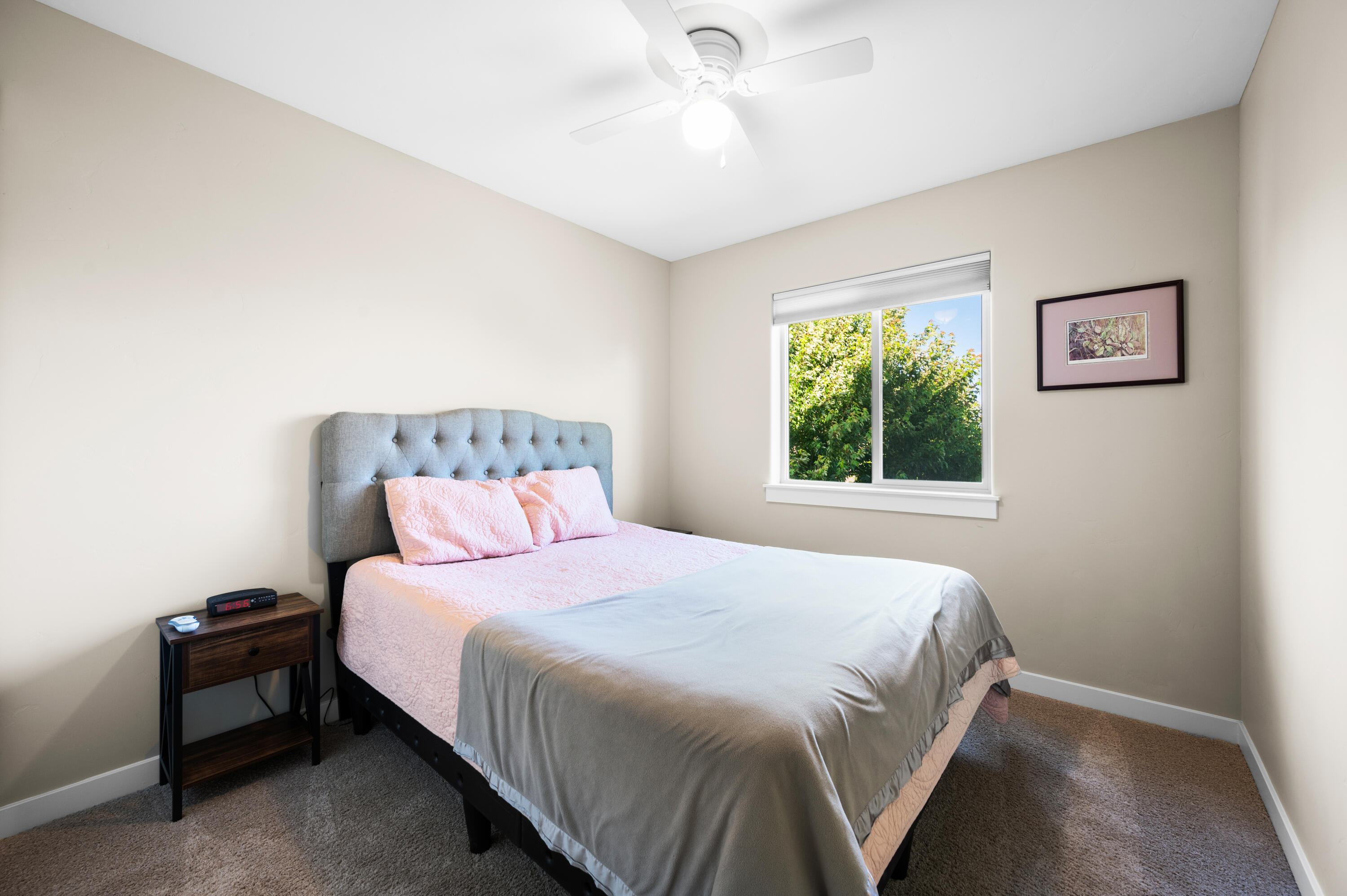 4392 SW Canal Boulevard