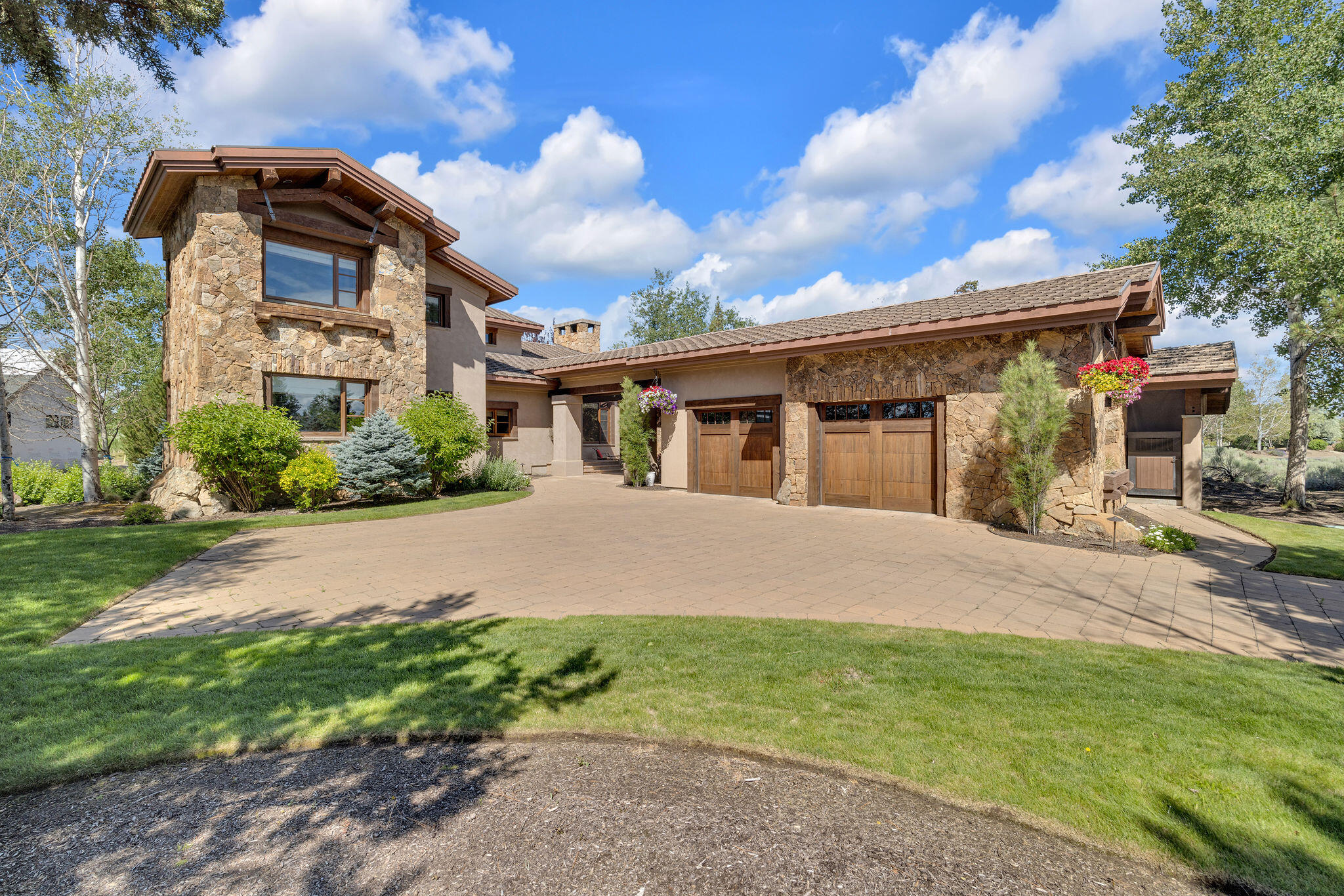 65885 Pronghorn Estates Drive
