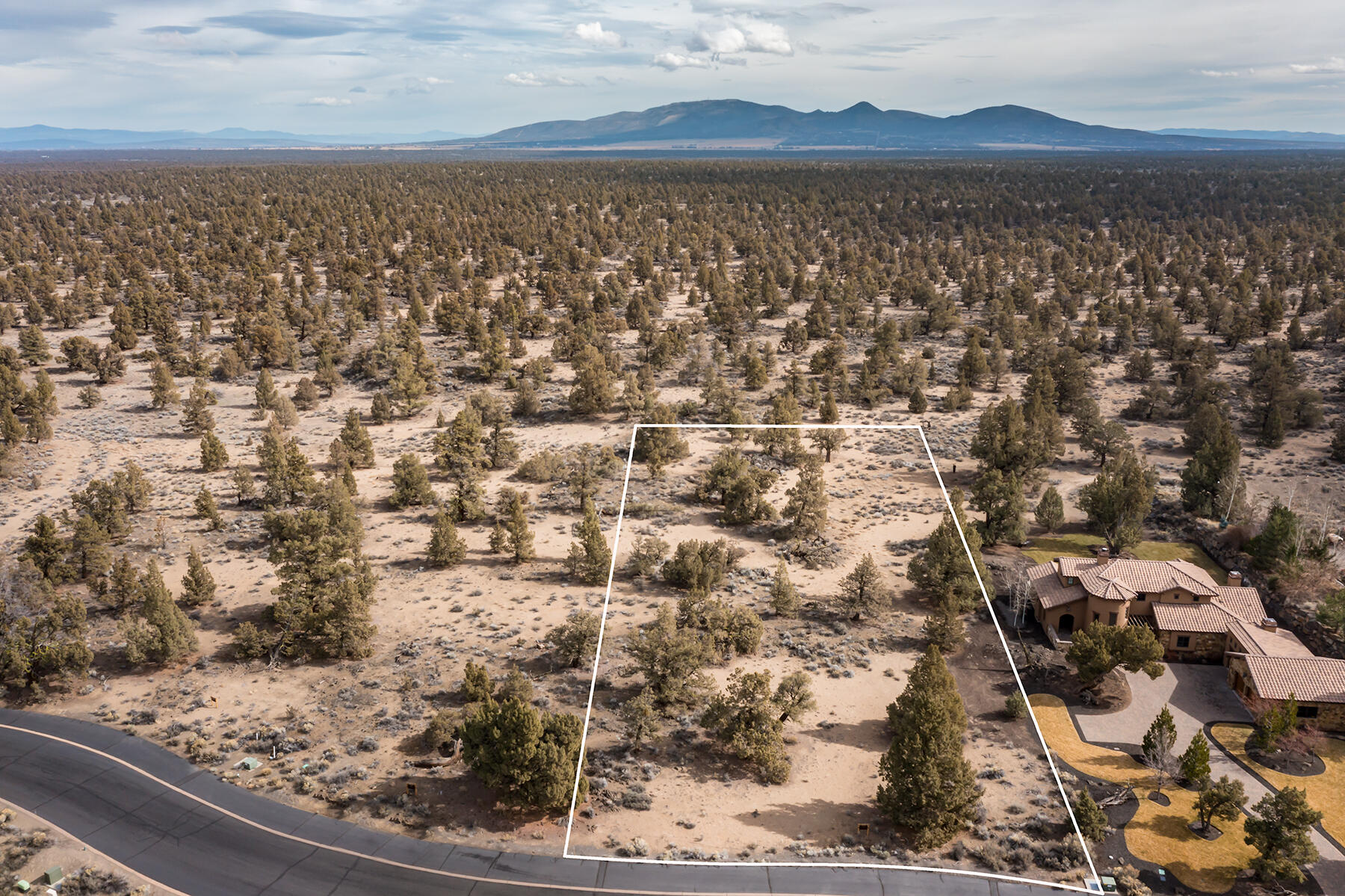 65650 Pronghorn Estates Drive, Lot 28