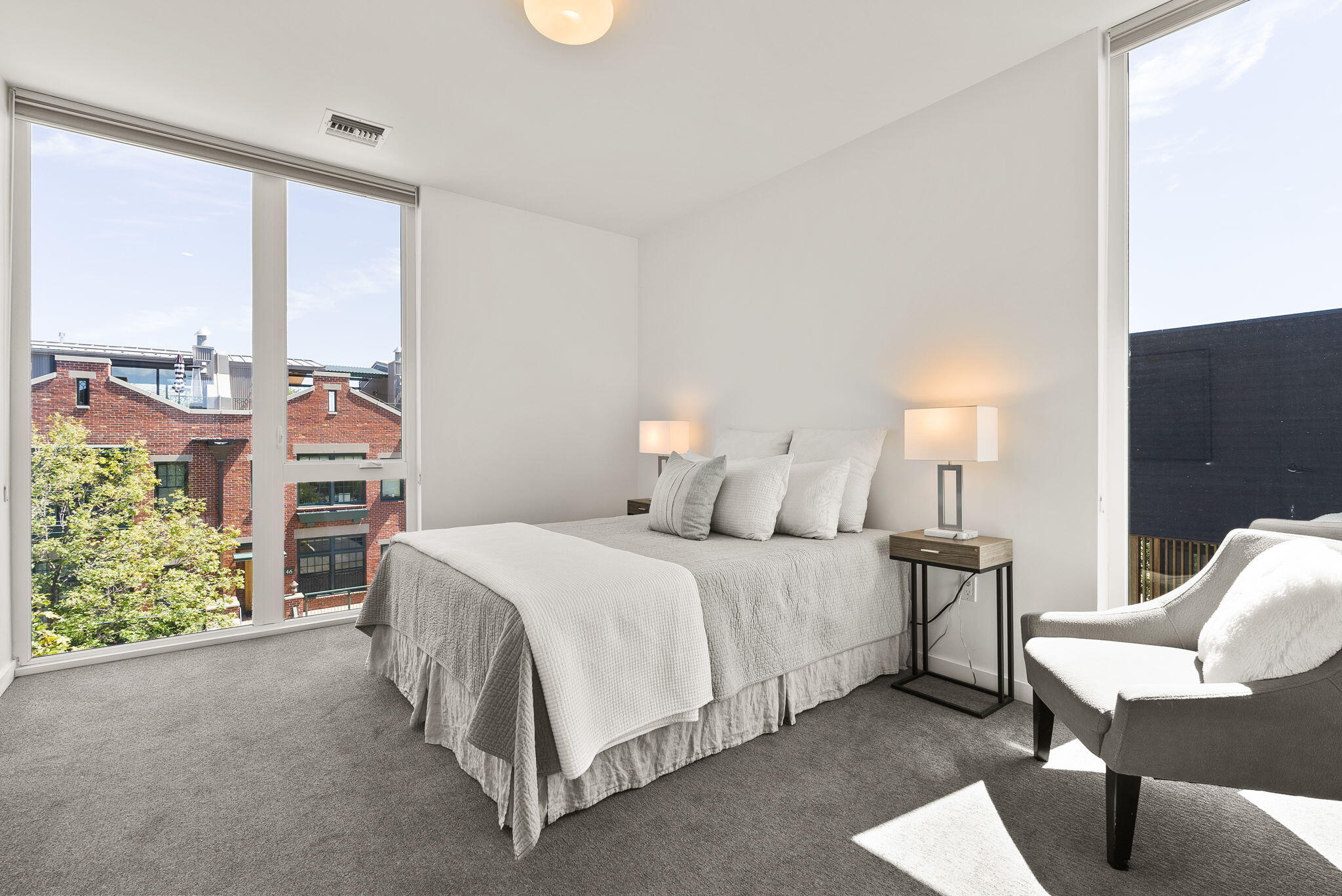 55 SW Wall Street, #4 & 4A