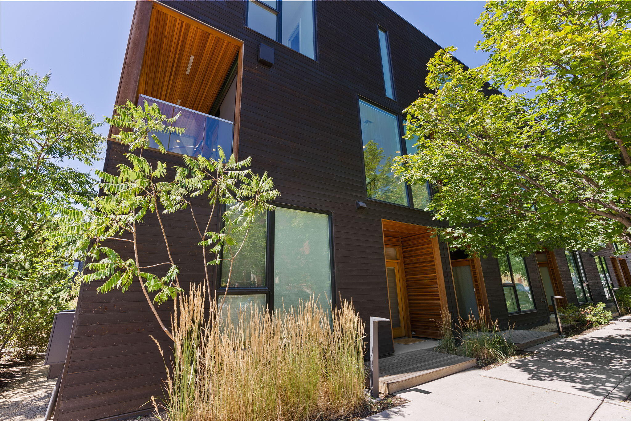 55 SW Wall Street, #4 & 4A