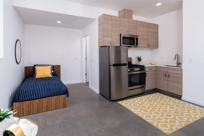 55 SW Wall Street, #4 & 4A