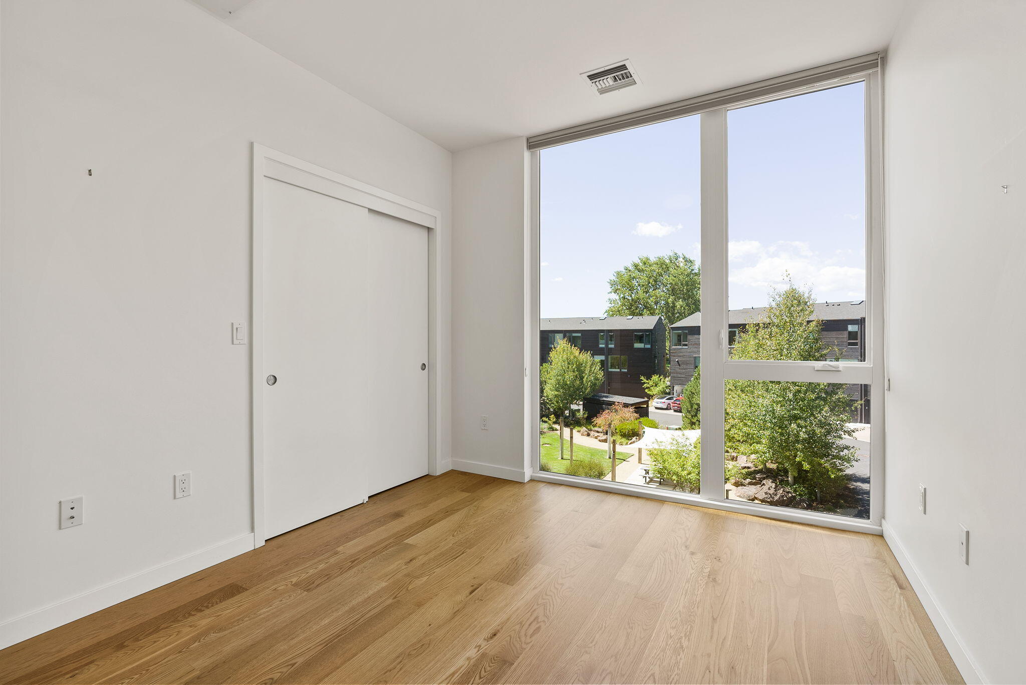 55 SW Wall Street, #4 & 4A