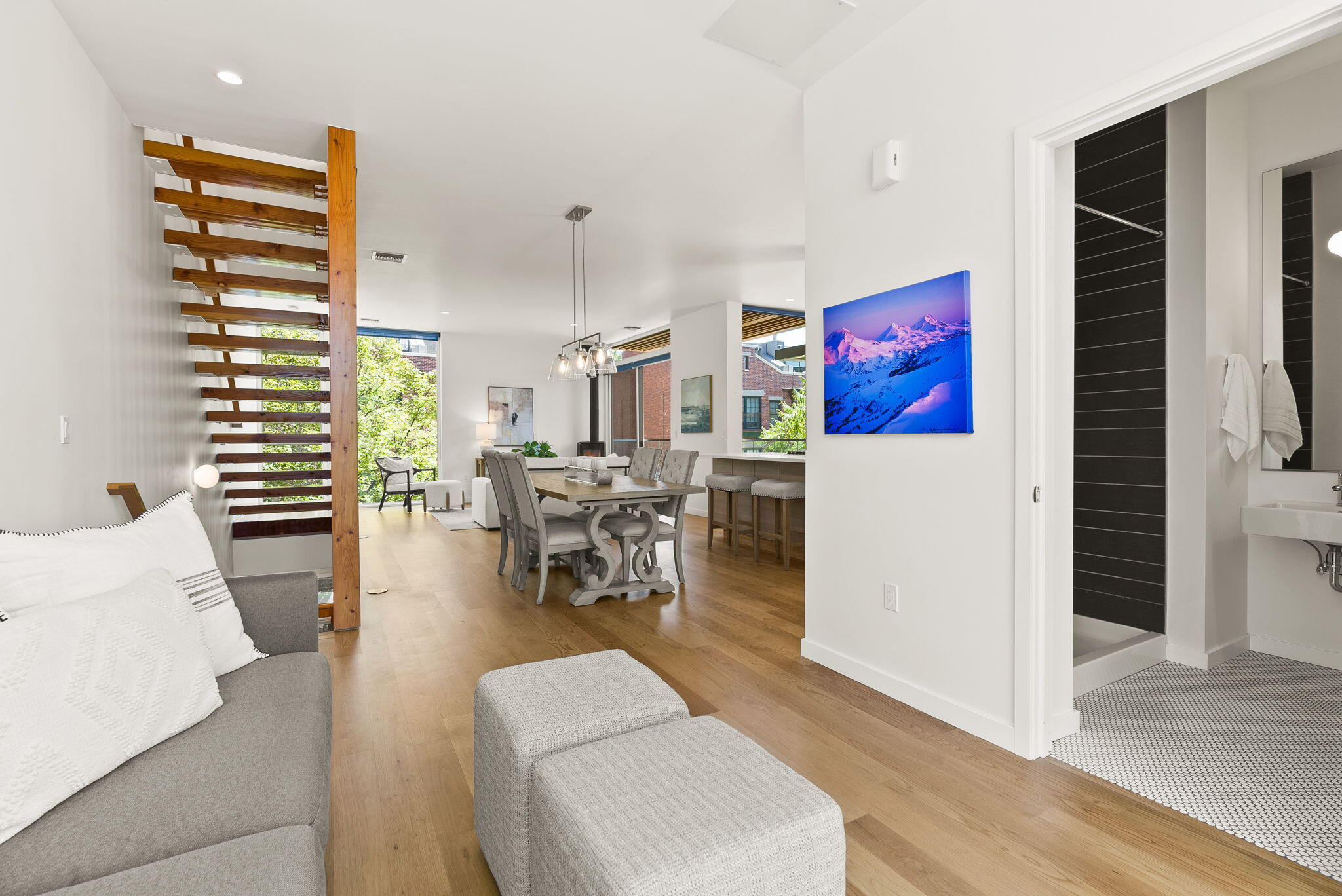 55 SW Wall Street, #4 & 4A