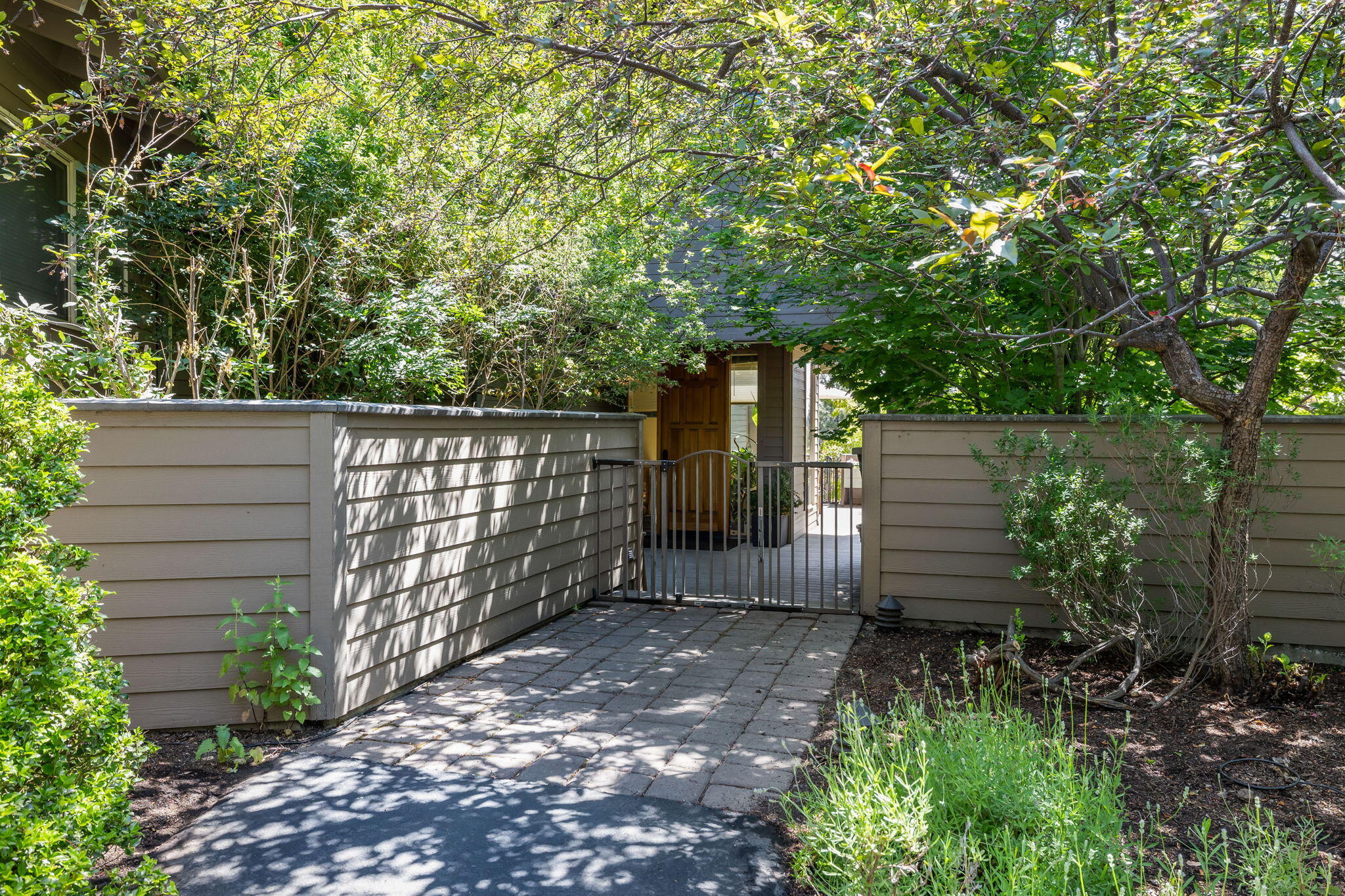 2582 NW 1st Street