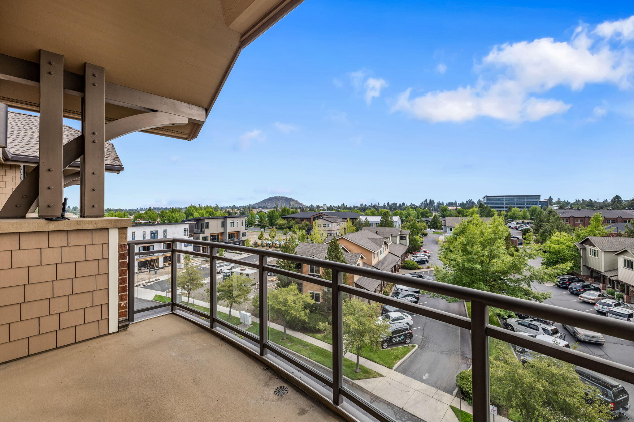363 SW Bluff Drive, 409
