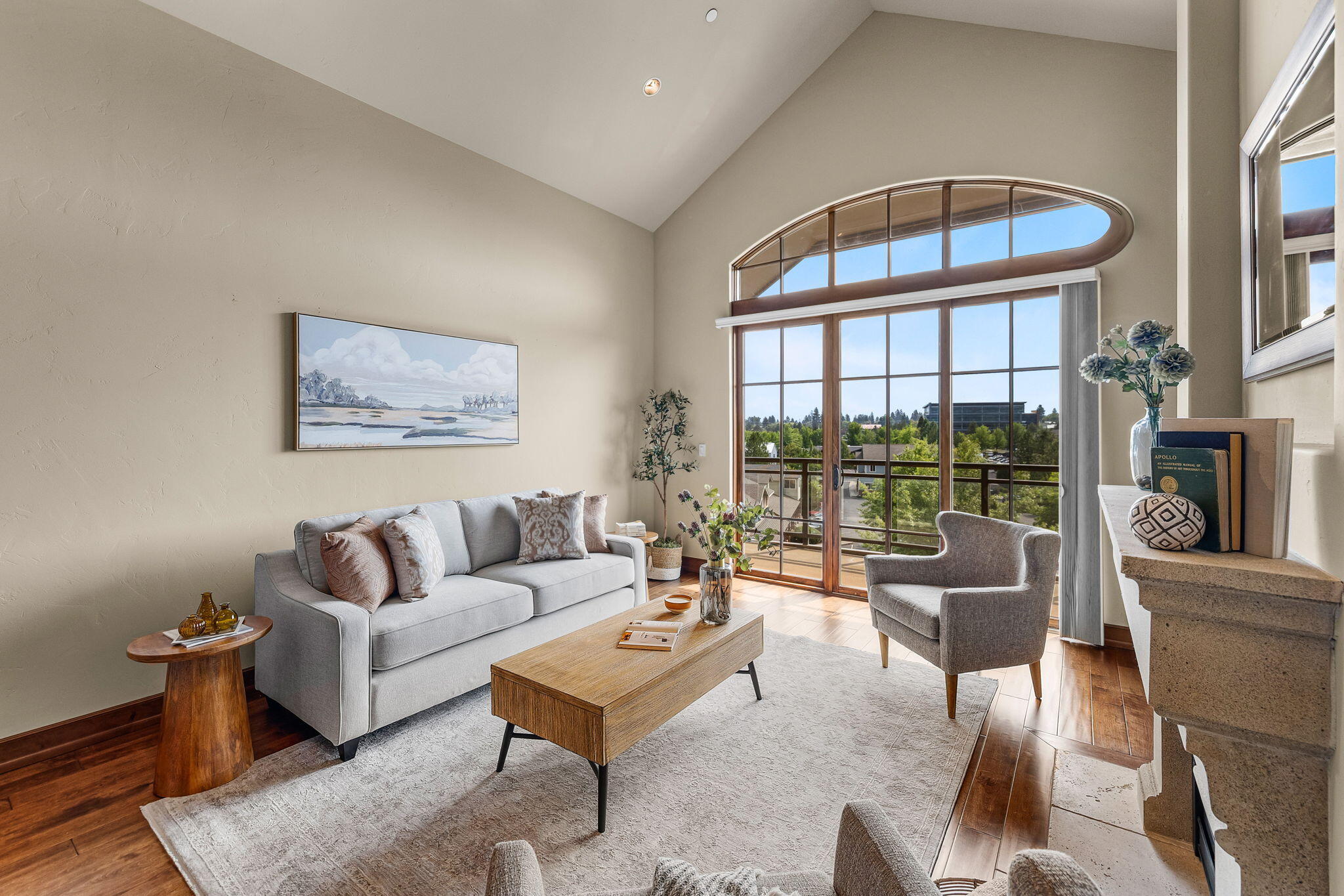 363 SW Bluff Drive, 409