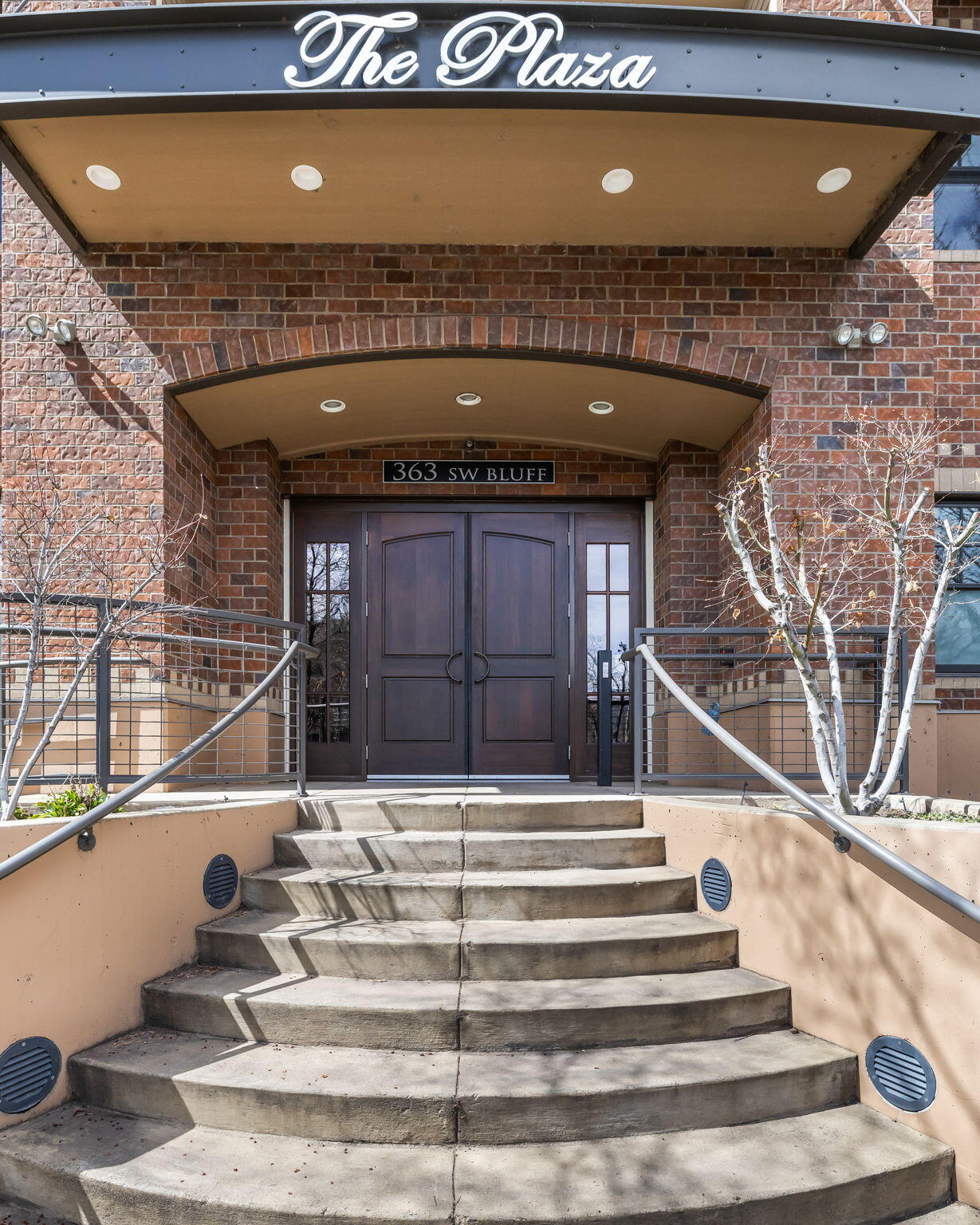363 SW Bluff Drive, 409