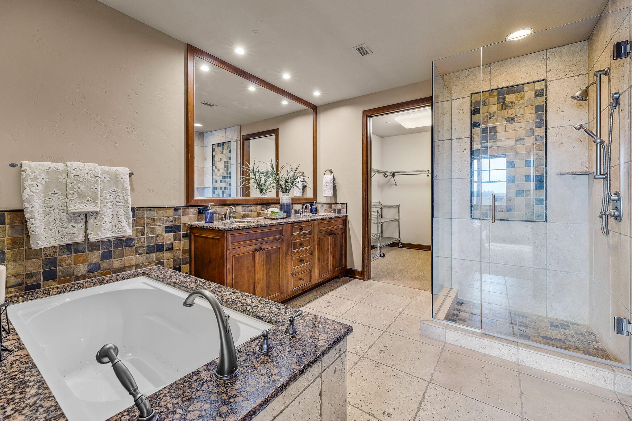 363 SW Bluff Drive, 409