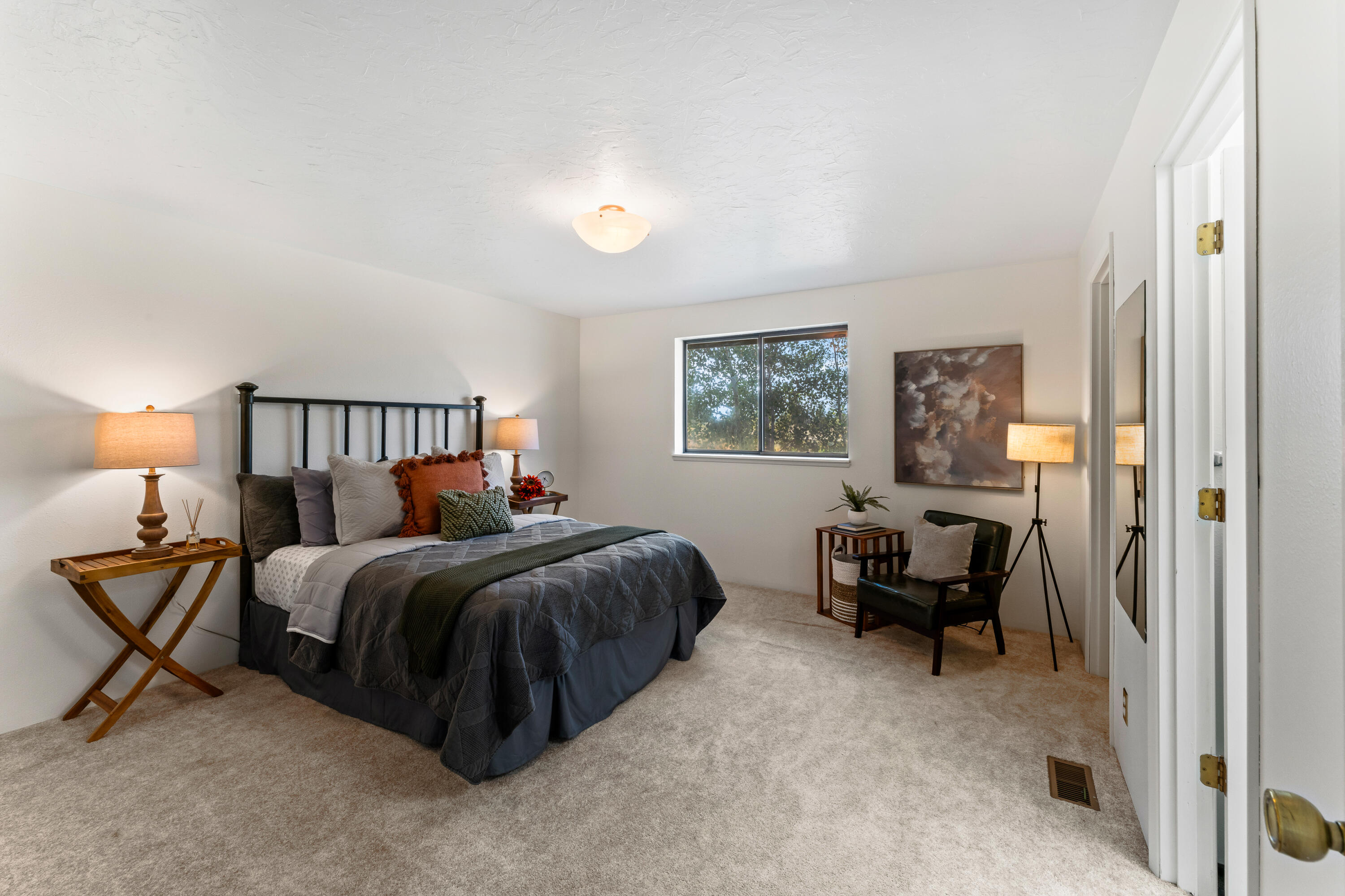 17845 Plainview Road