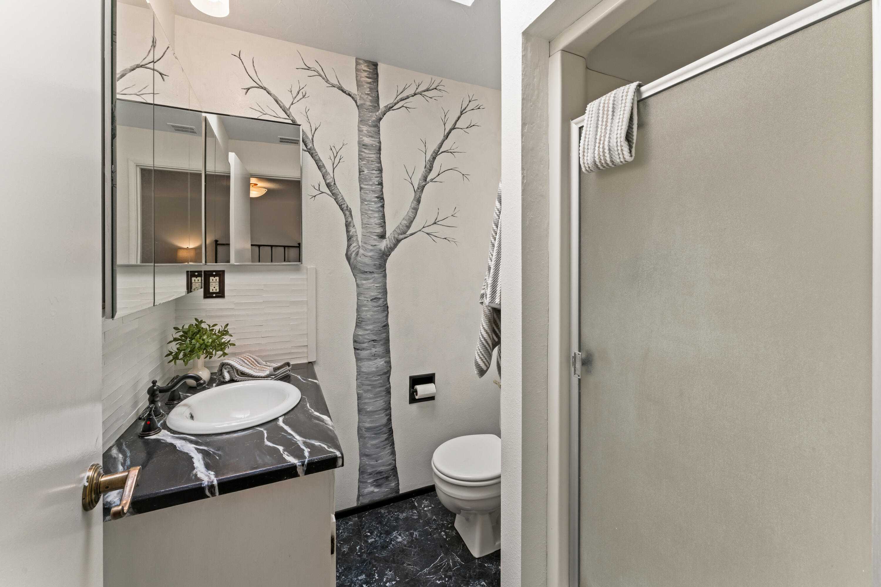 17845 Plainview Road