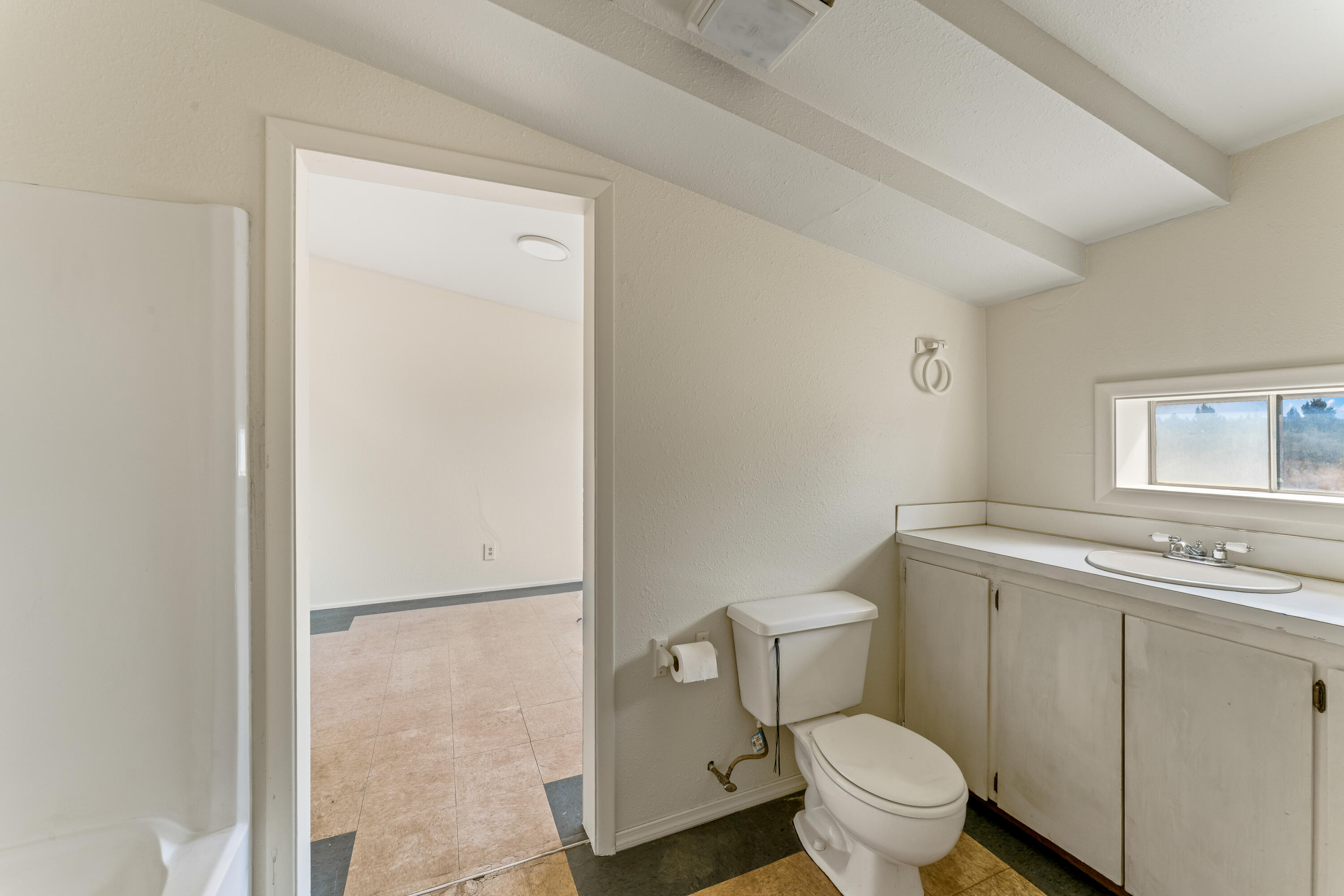 17845 Plainview Road