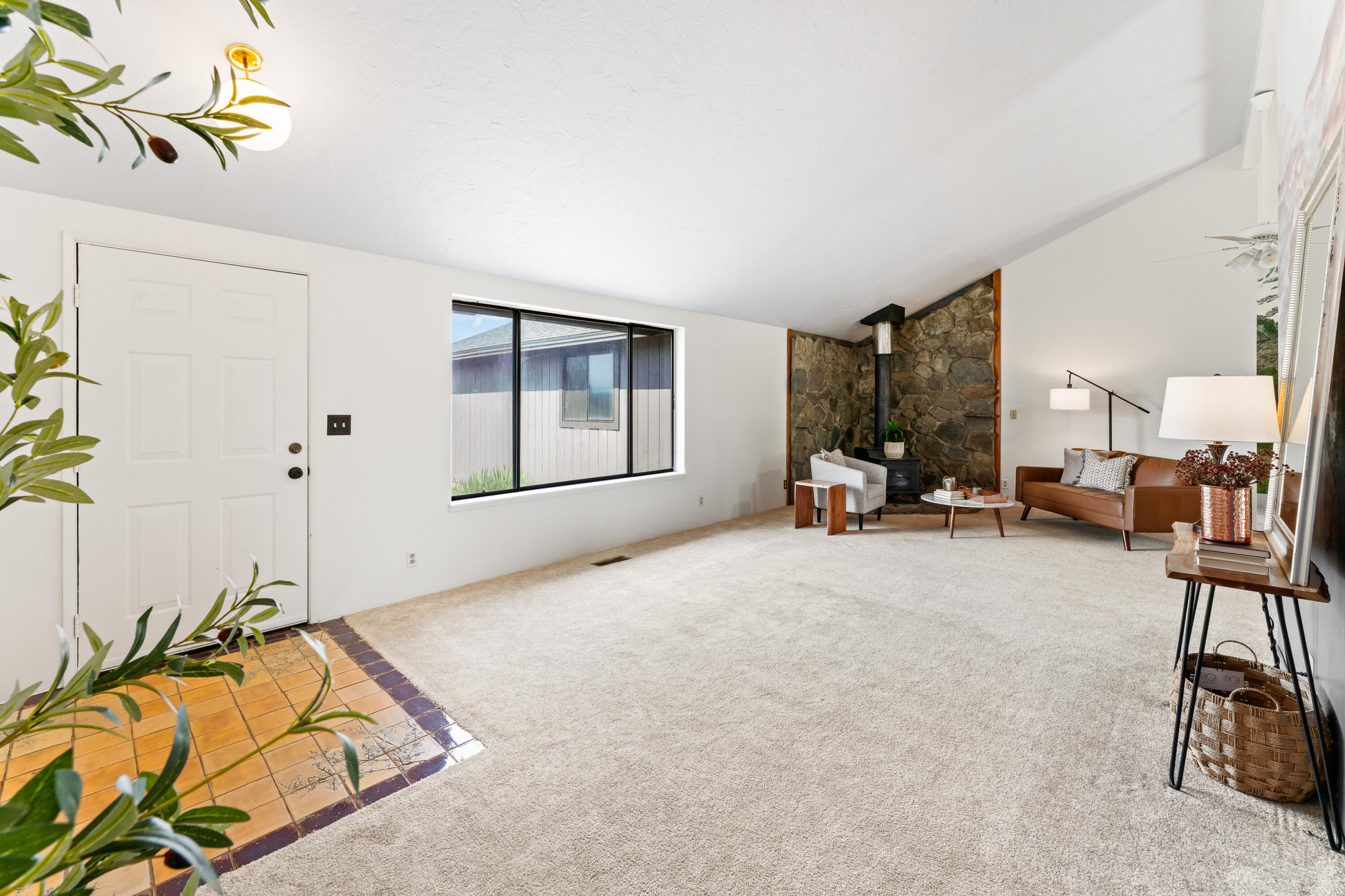 17845 Plainview Road