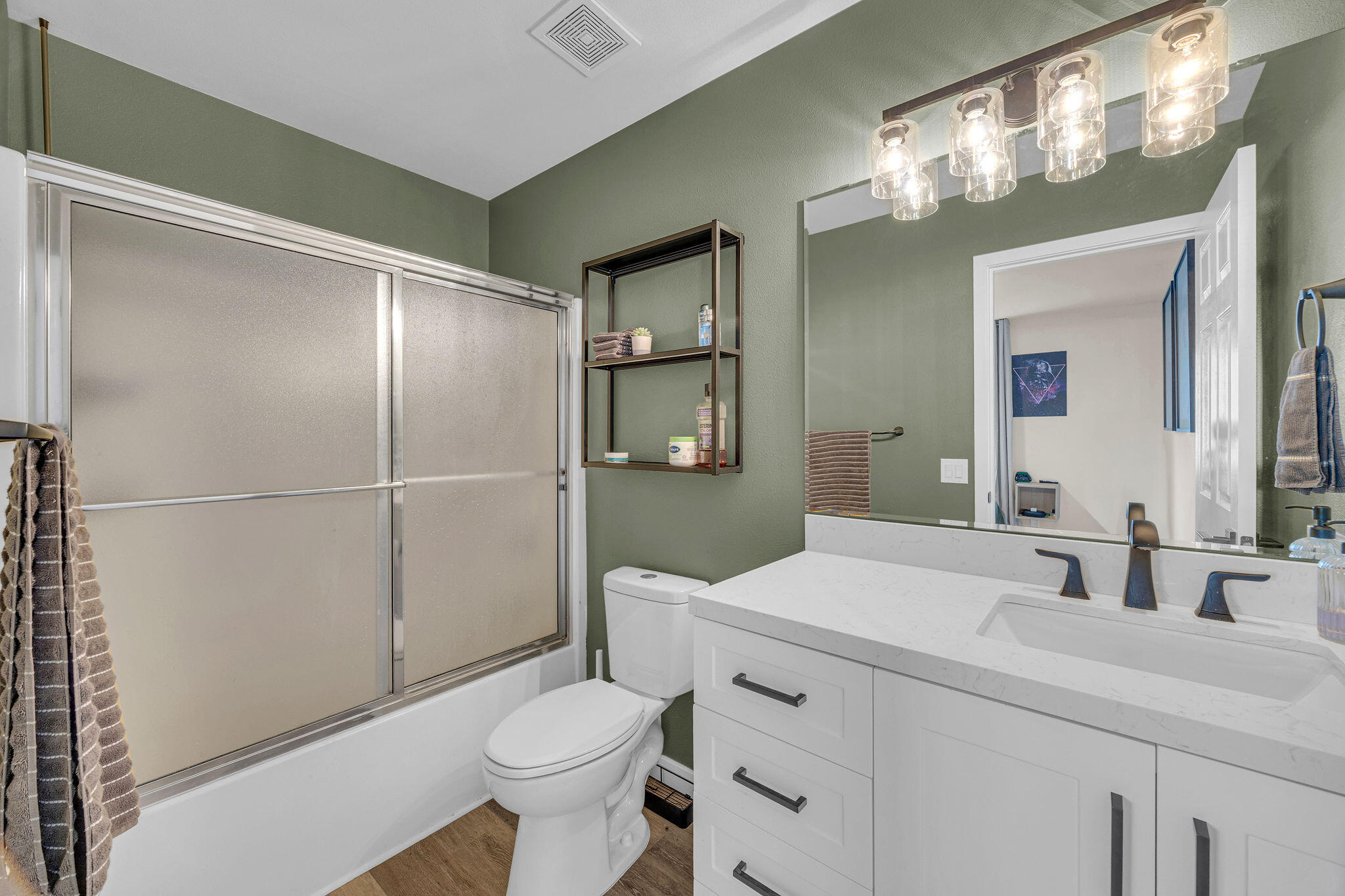 21347 Starling Drive