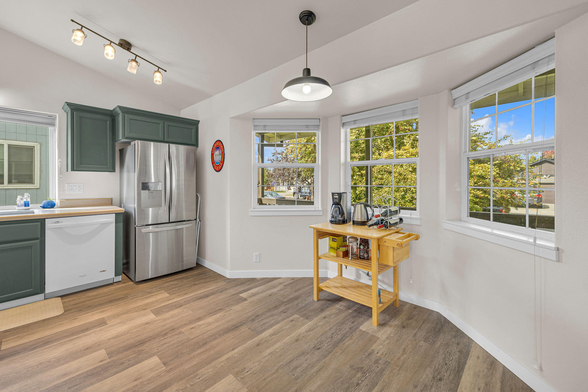 21347 Starling Drive