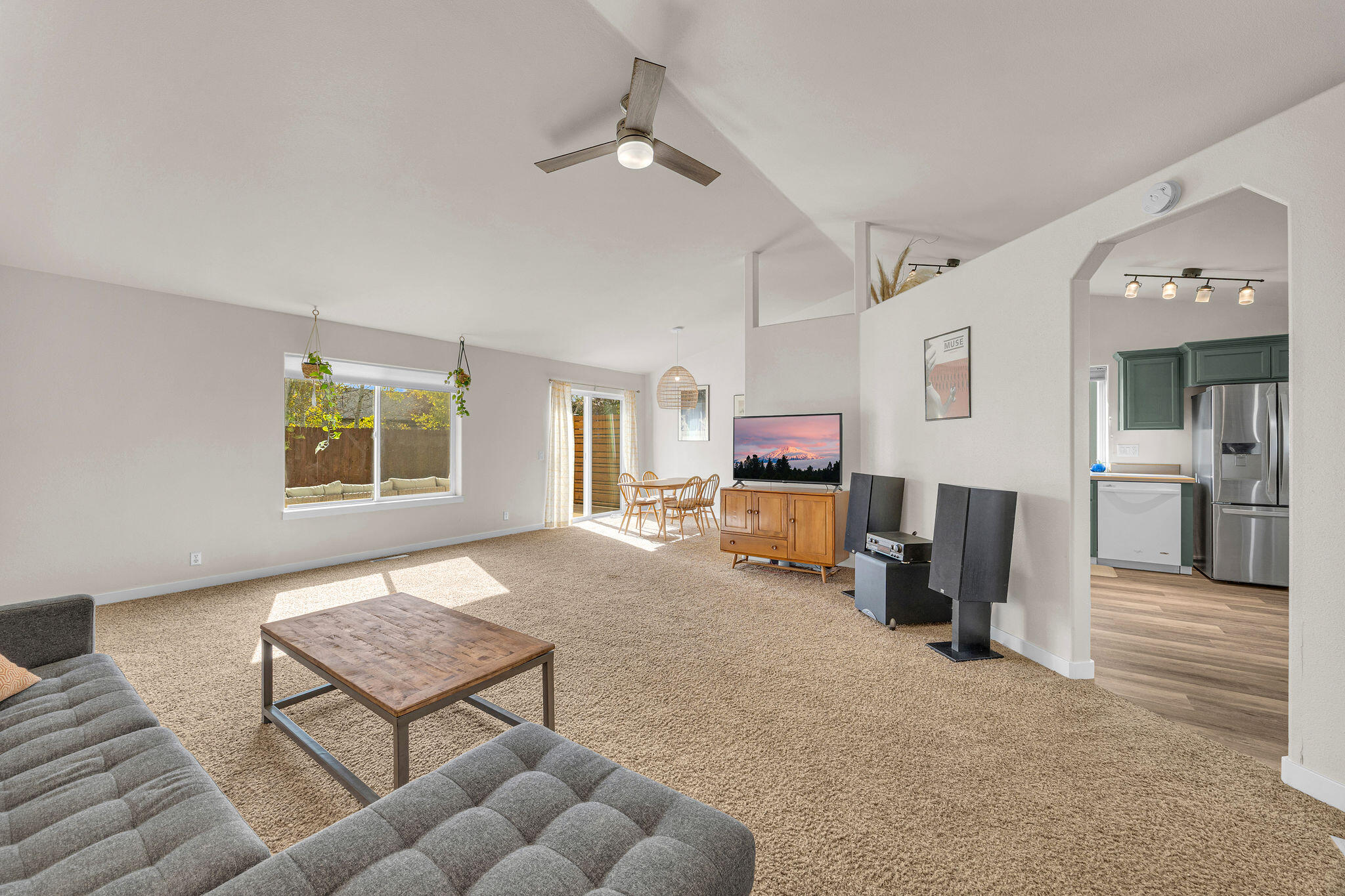 21347 Starling Drive