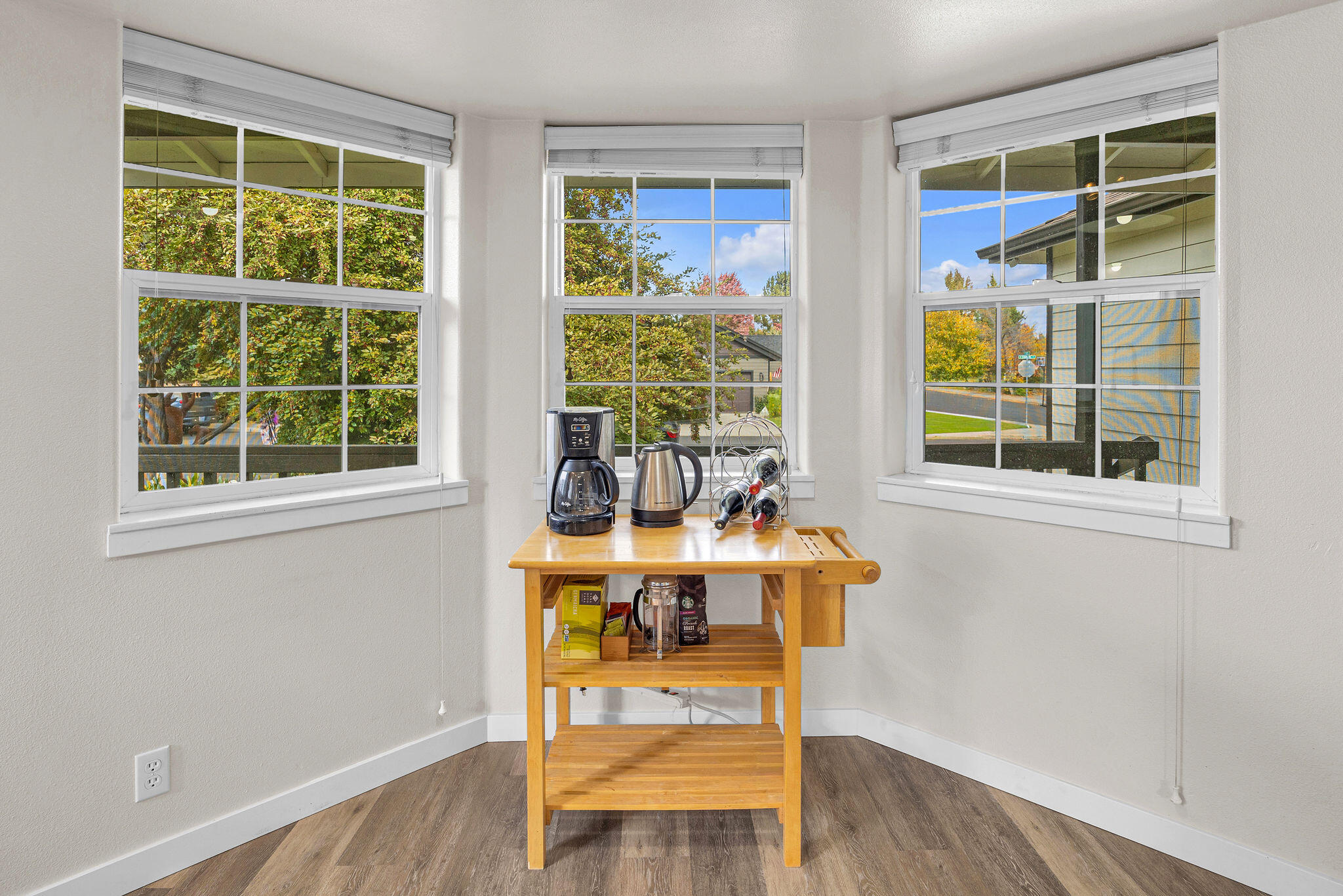 21347 Starling Drive