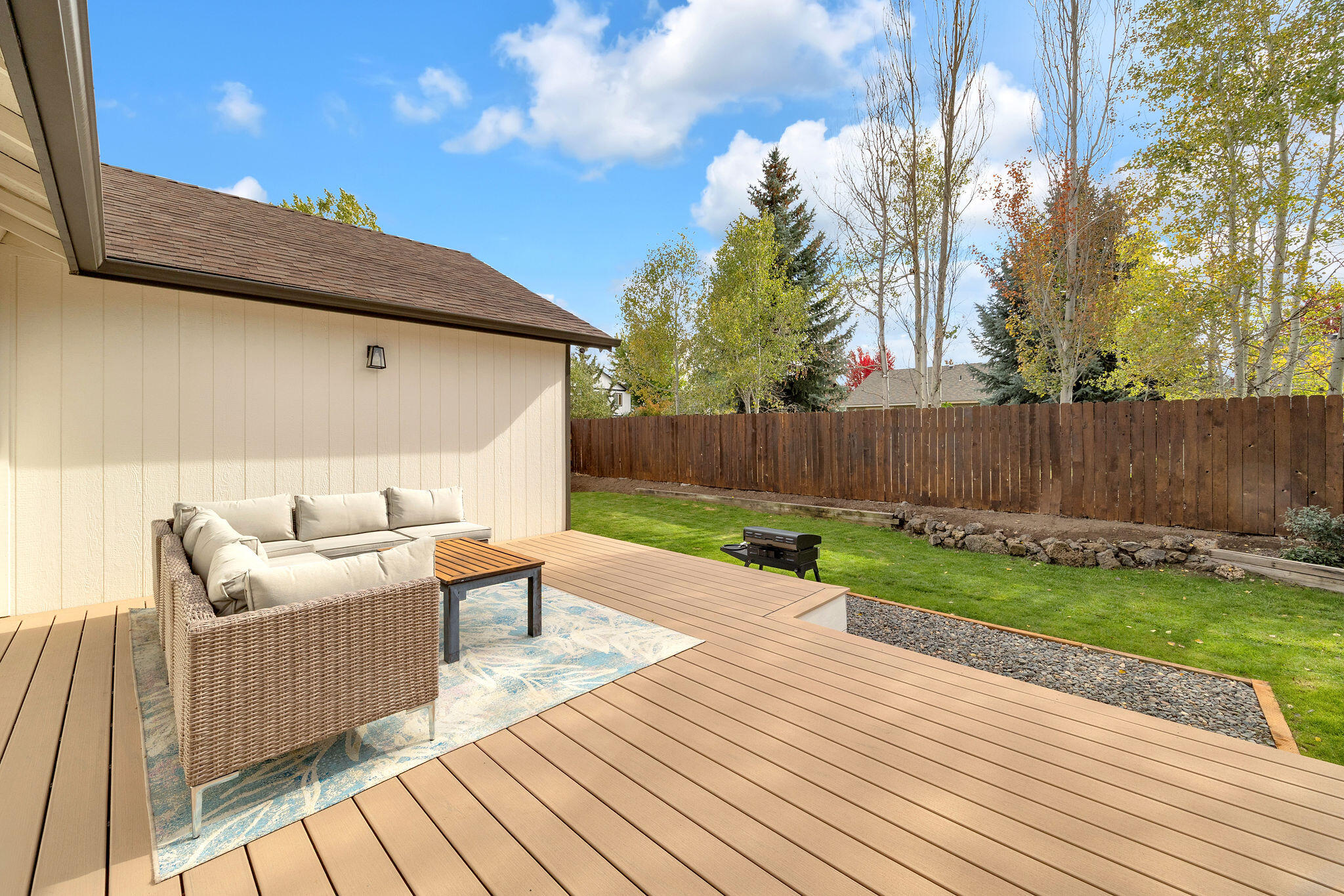 21347 Starling Drive