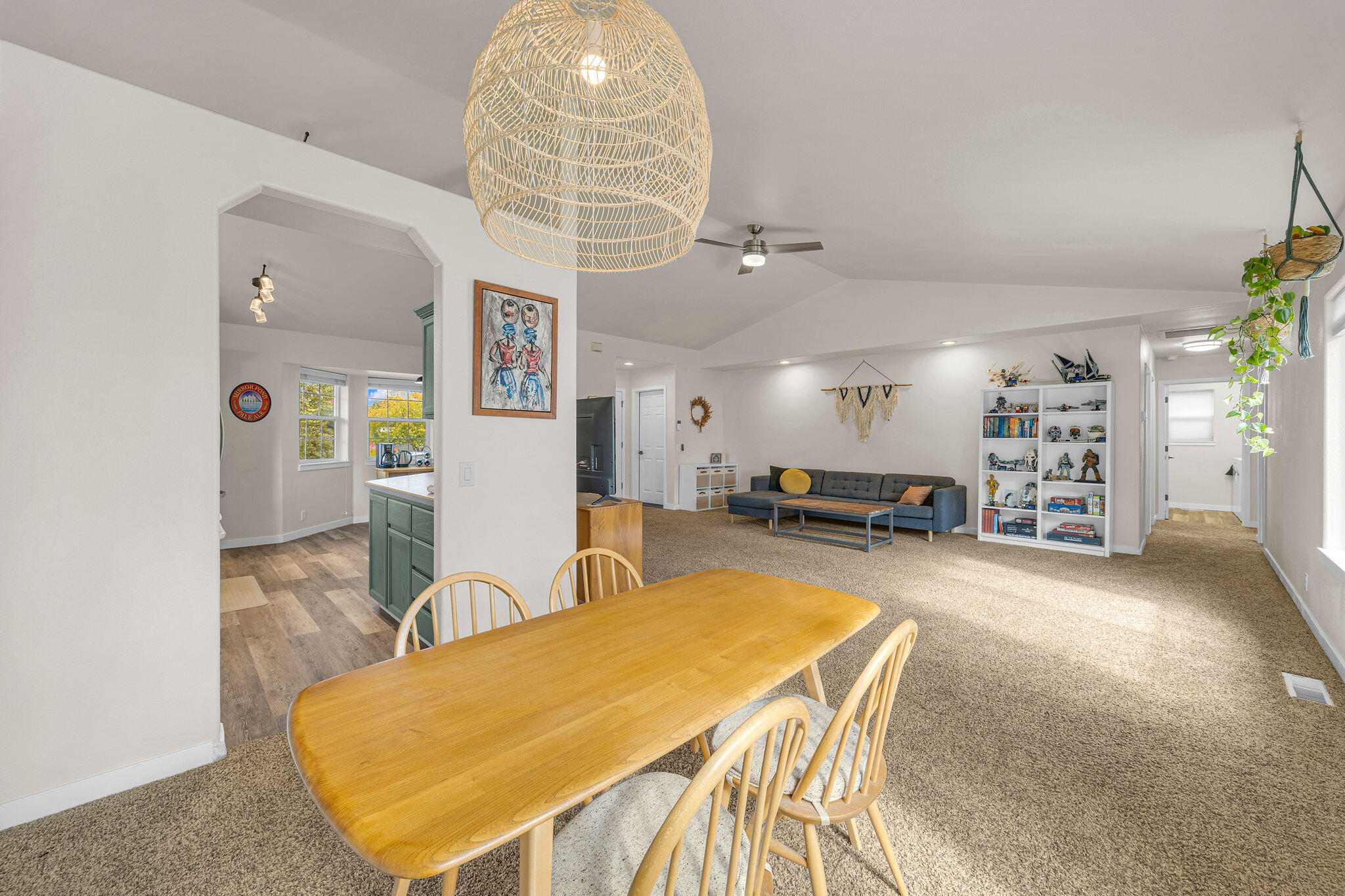 21347 Starling Drive