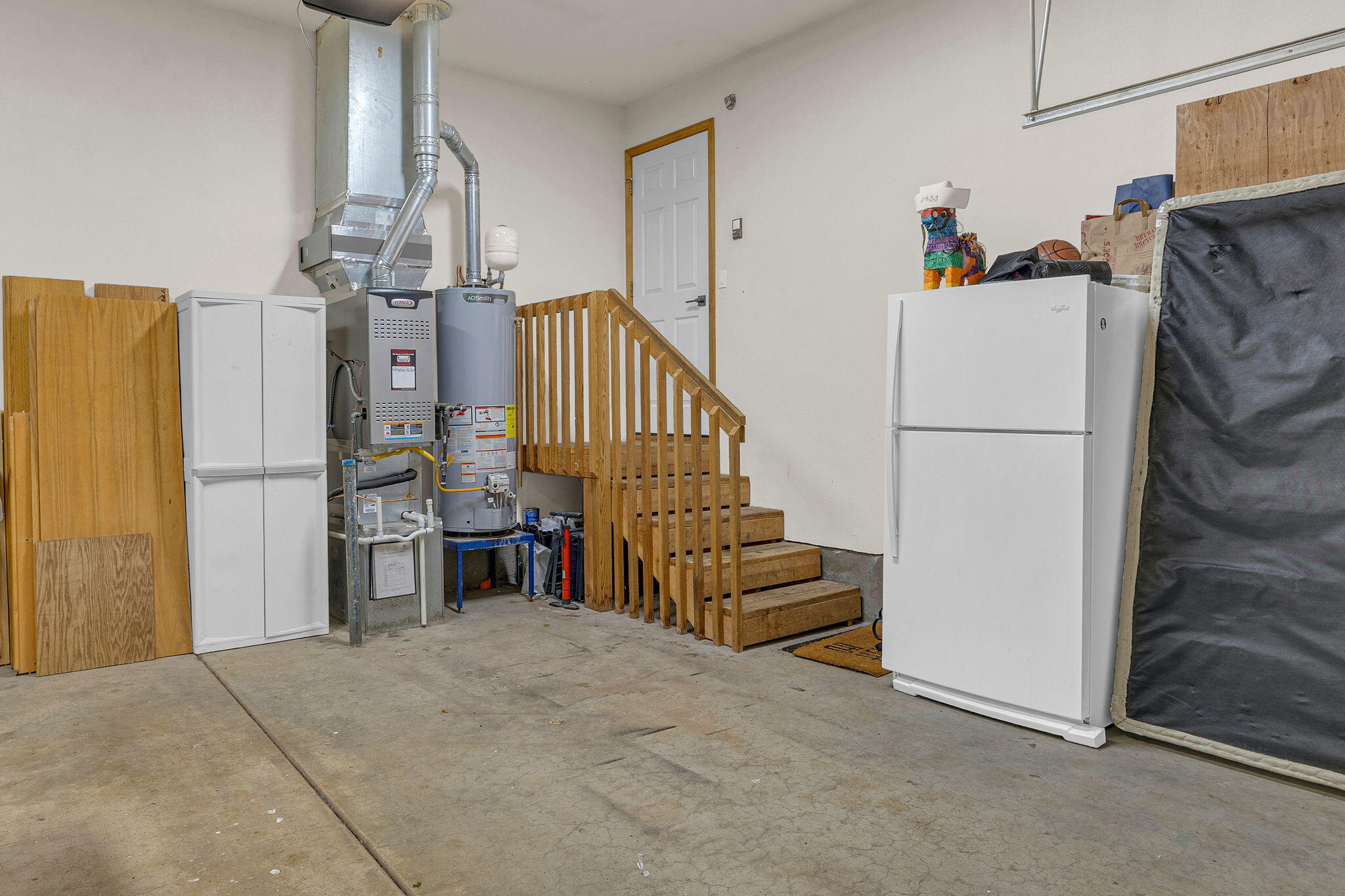 21347 Starling Drive