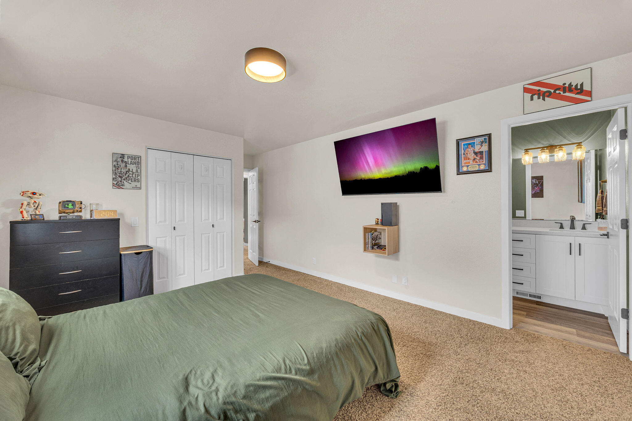 21347 Starling Drive