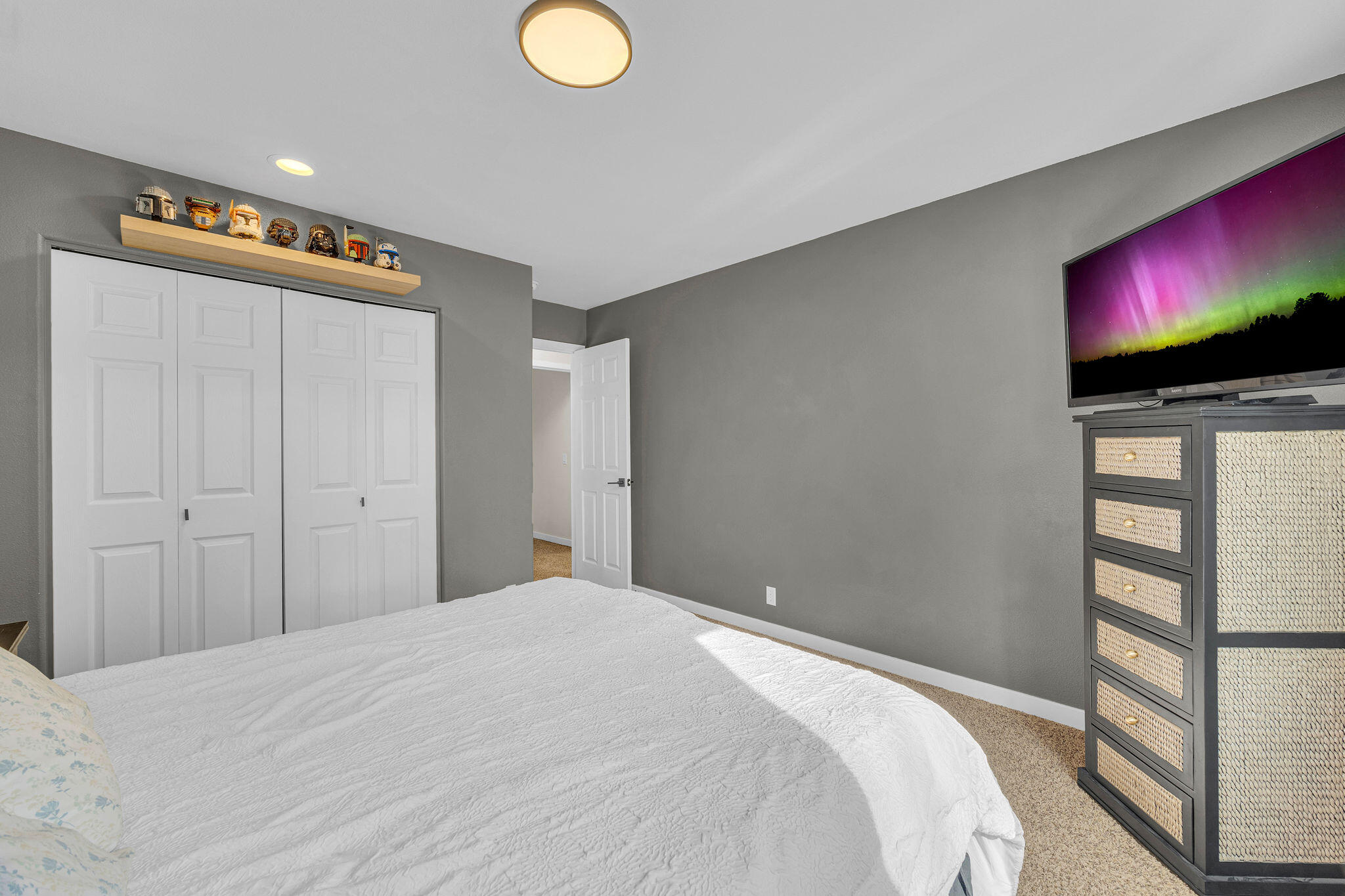 21347 Starling Drive