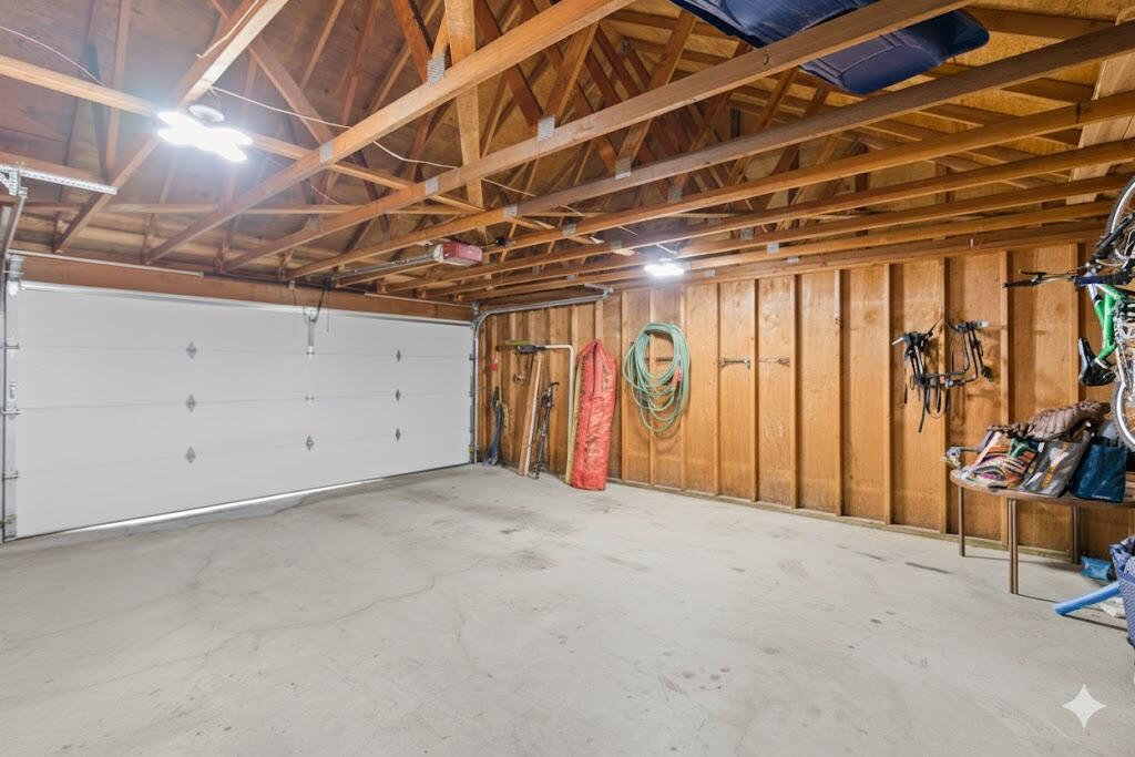 13692 Owls Clover, RH9