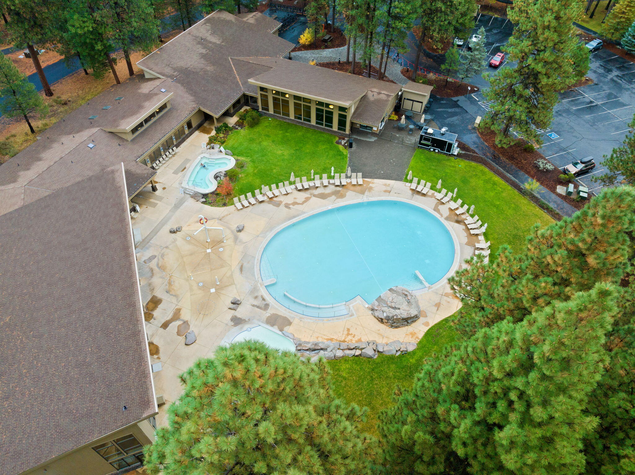 13692 Owls Clover, RH9