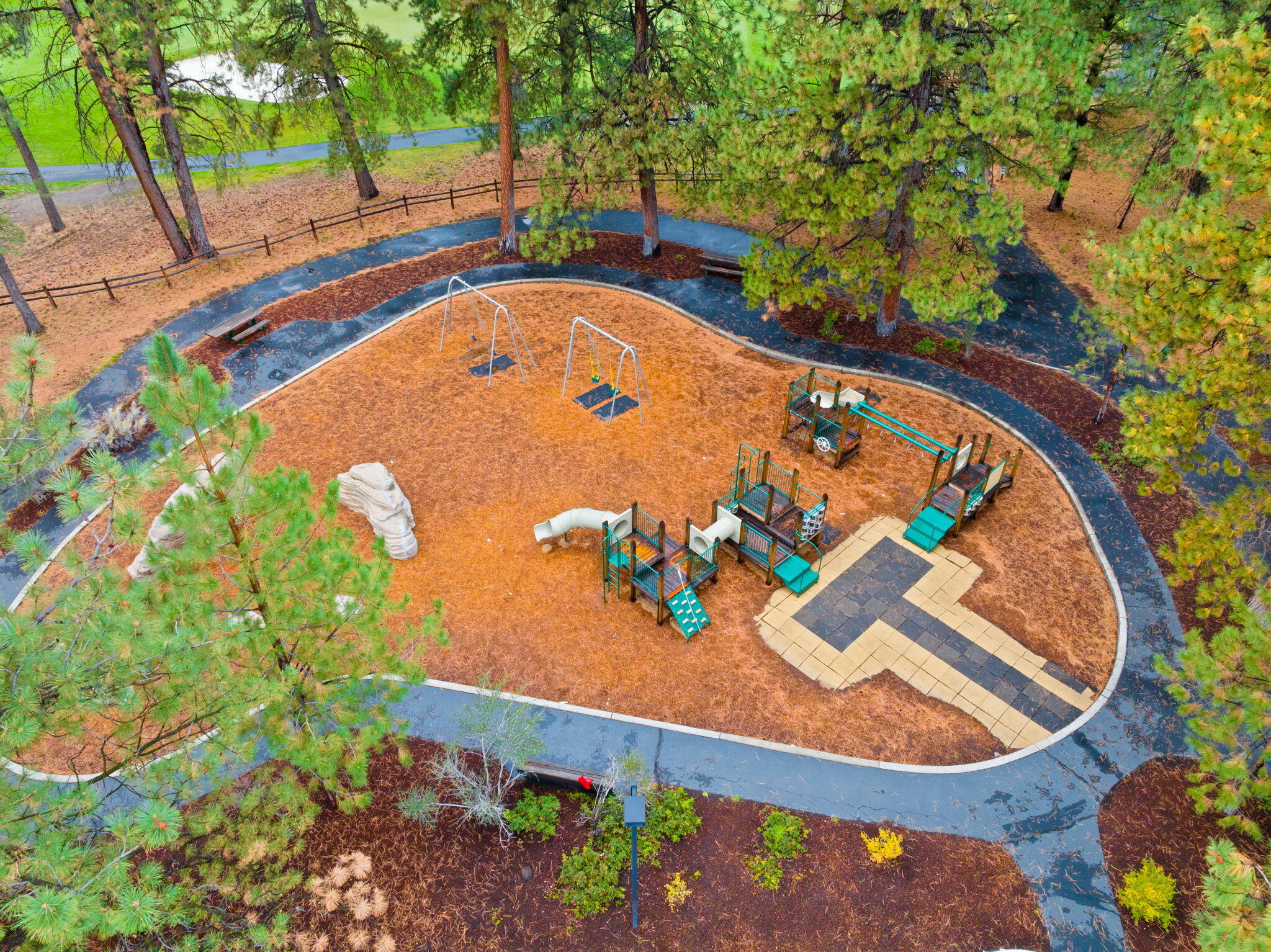 13692 Owls Clover, RH9