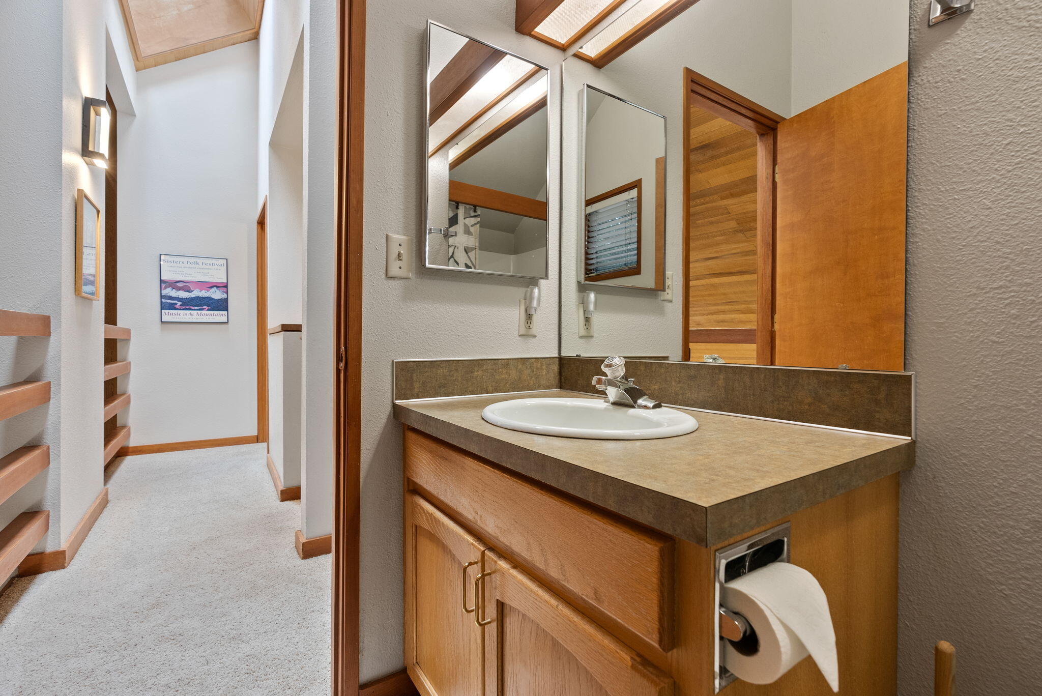 13692 Owls Clover, RH9