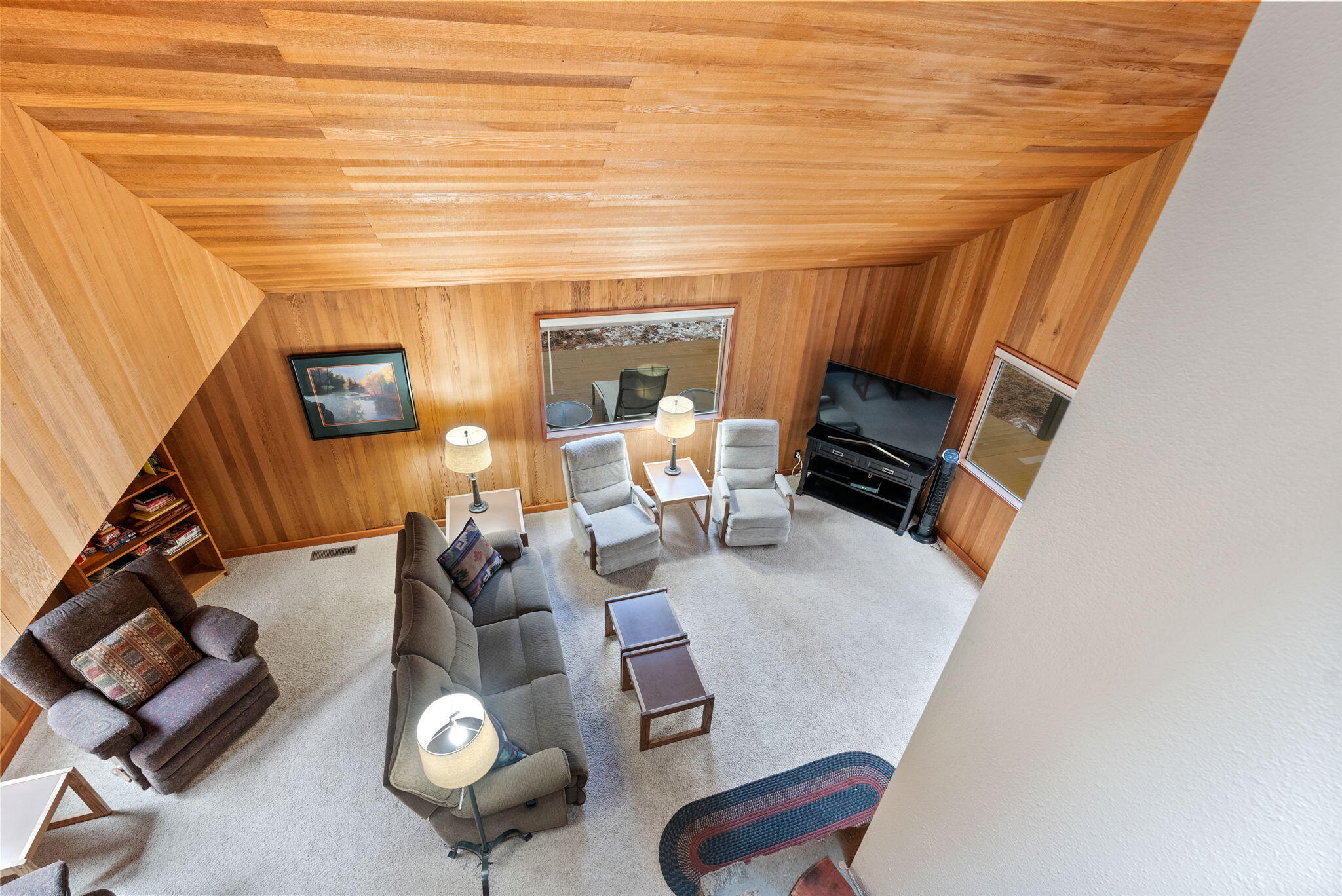 13692 Owls Clover, RH9