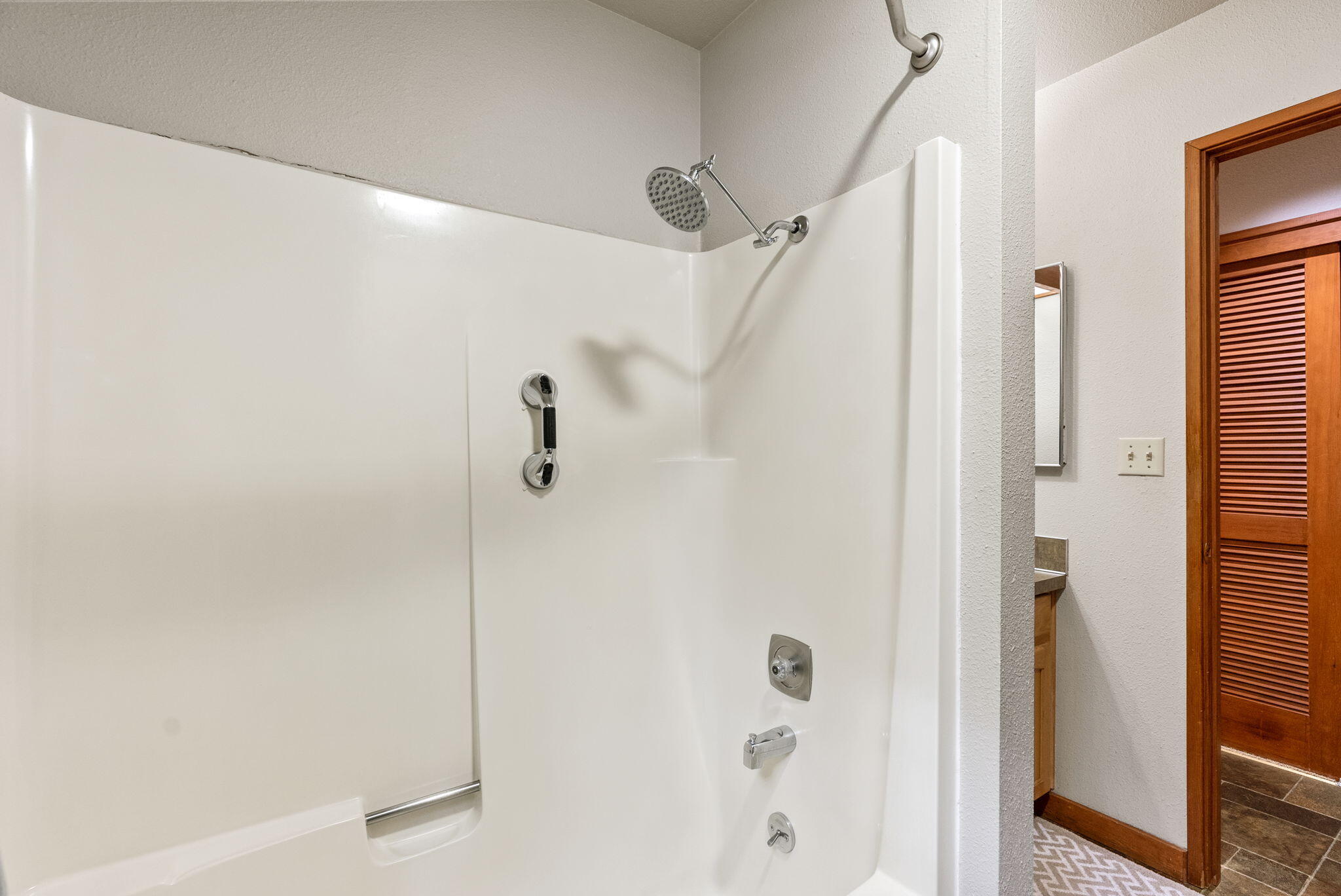 13692 Owls Clover, RH9