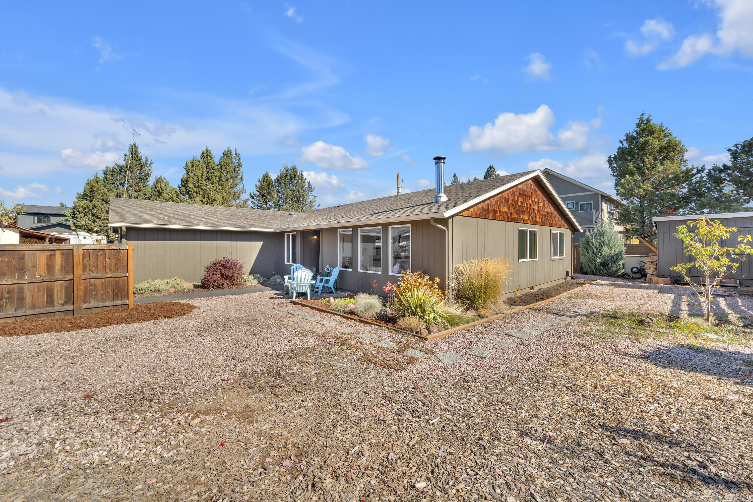 352 N Tamarack Street, Sisters