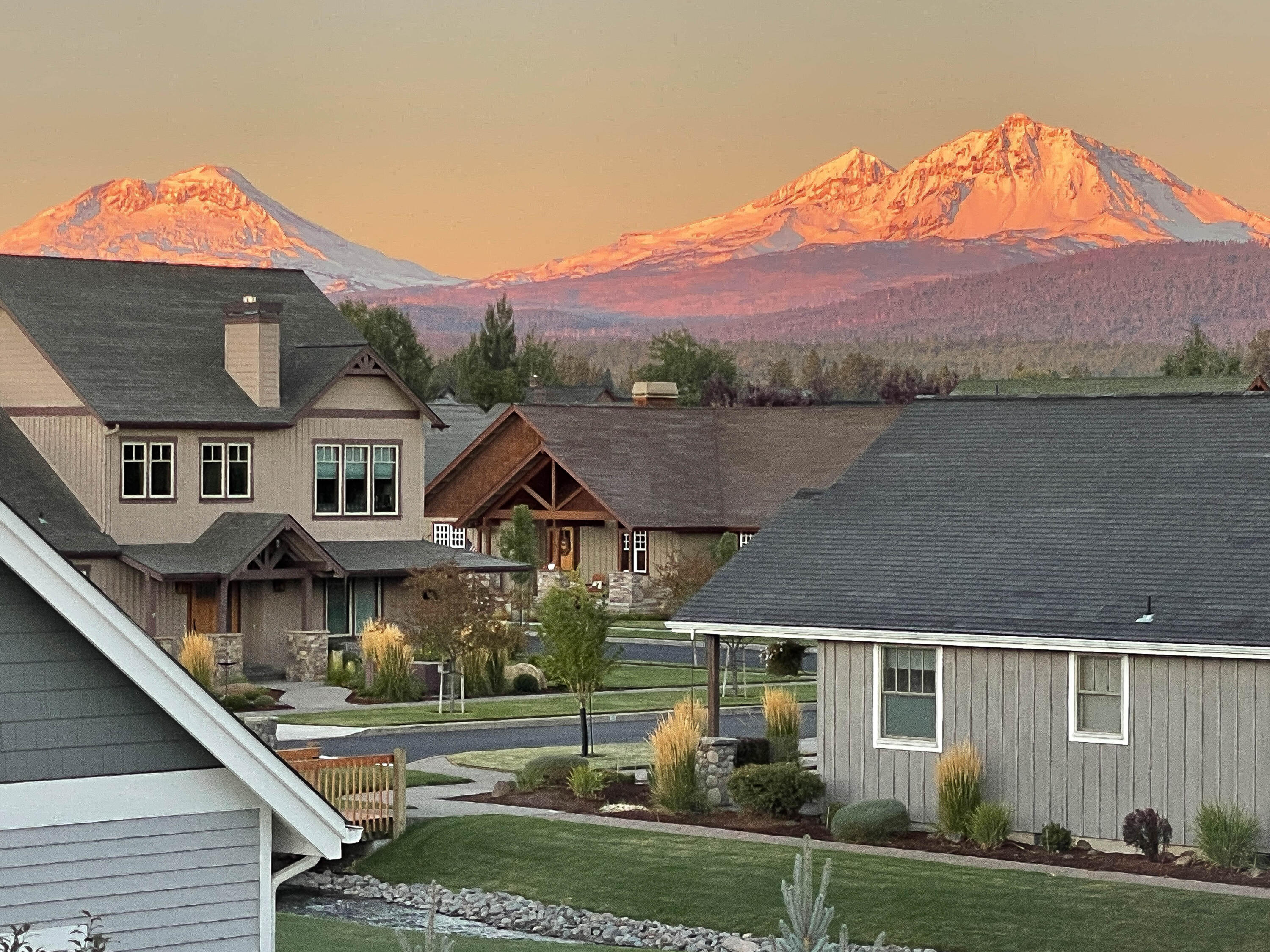 597 W Jefferson Avenue