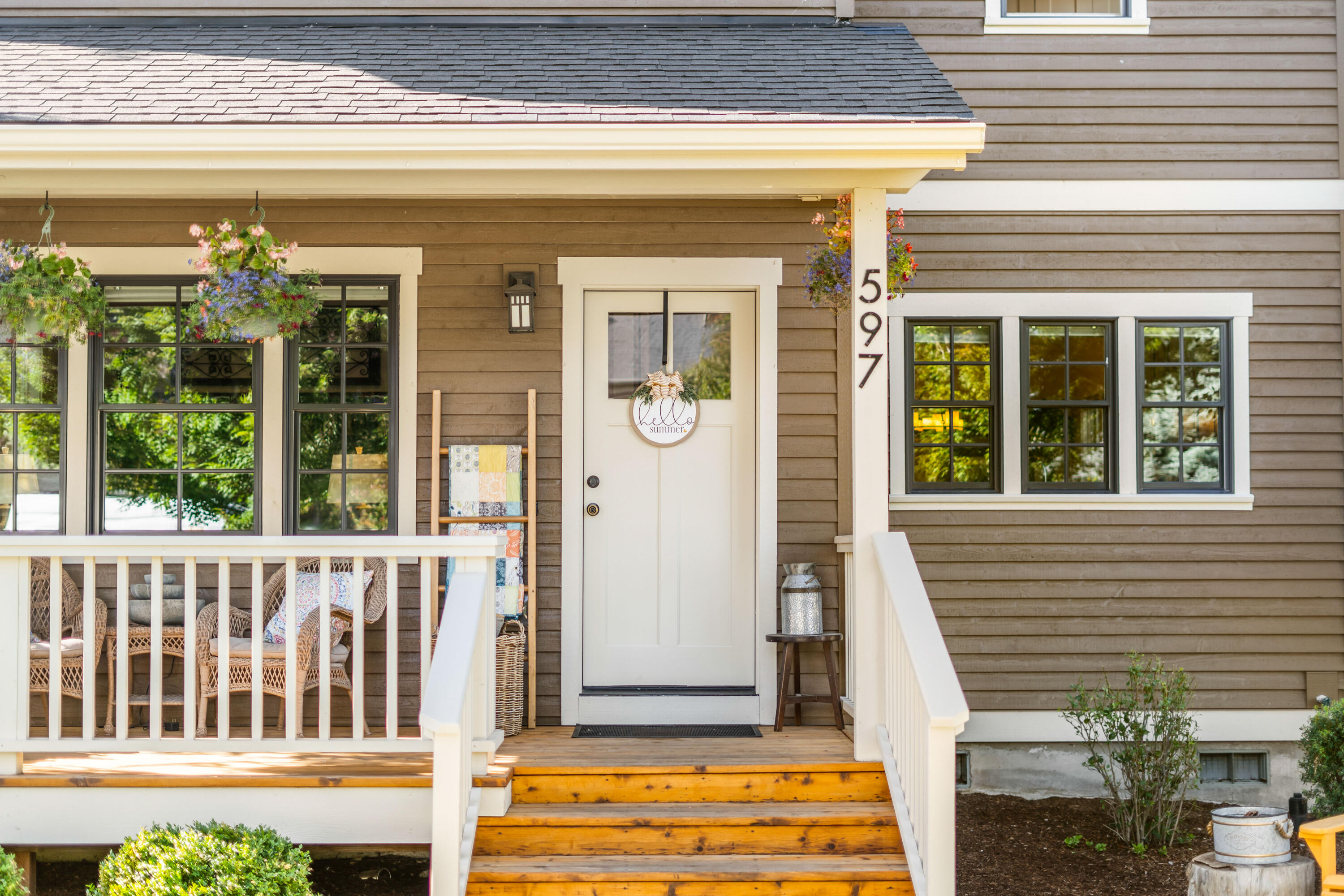 597 W Jefferson Avenue