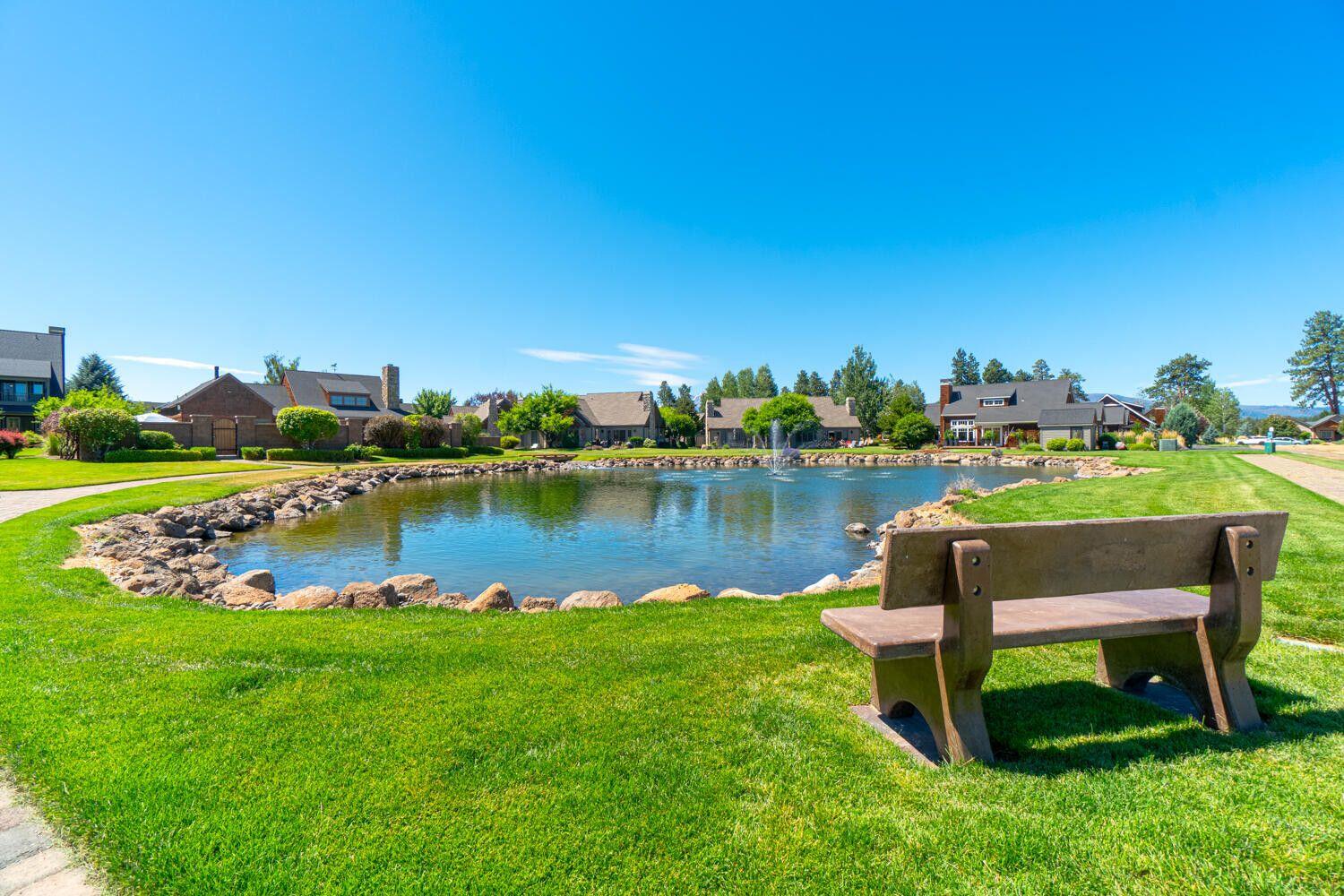 597 W Jefferson Avenue