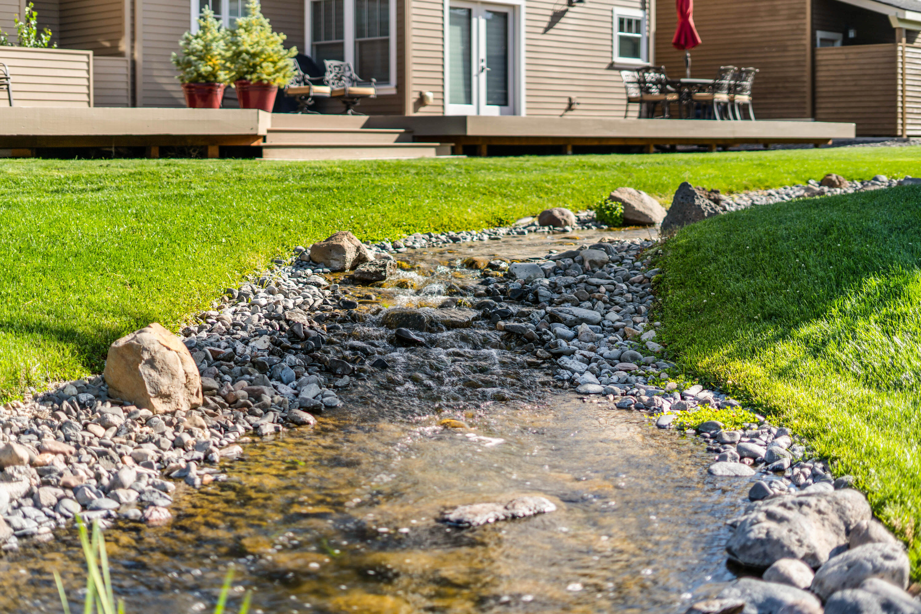 597 W Jefferson Avenue