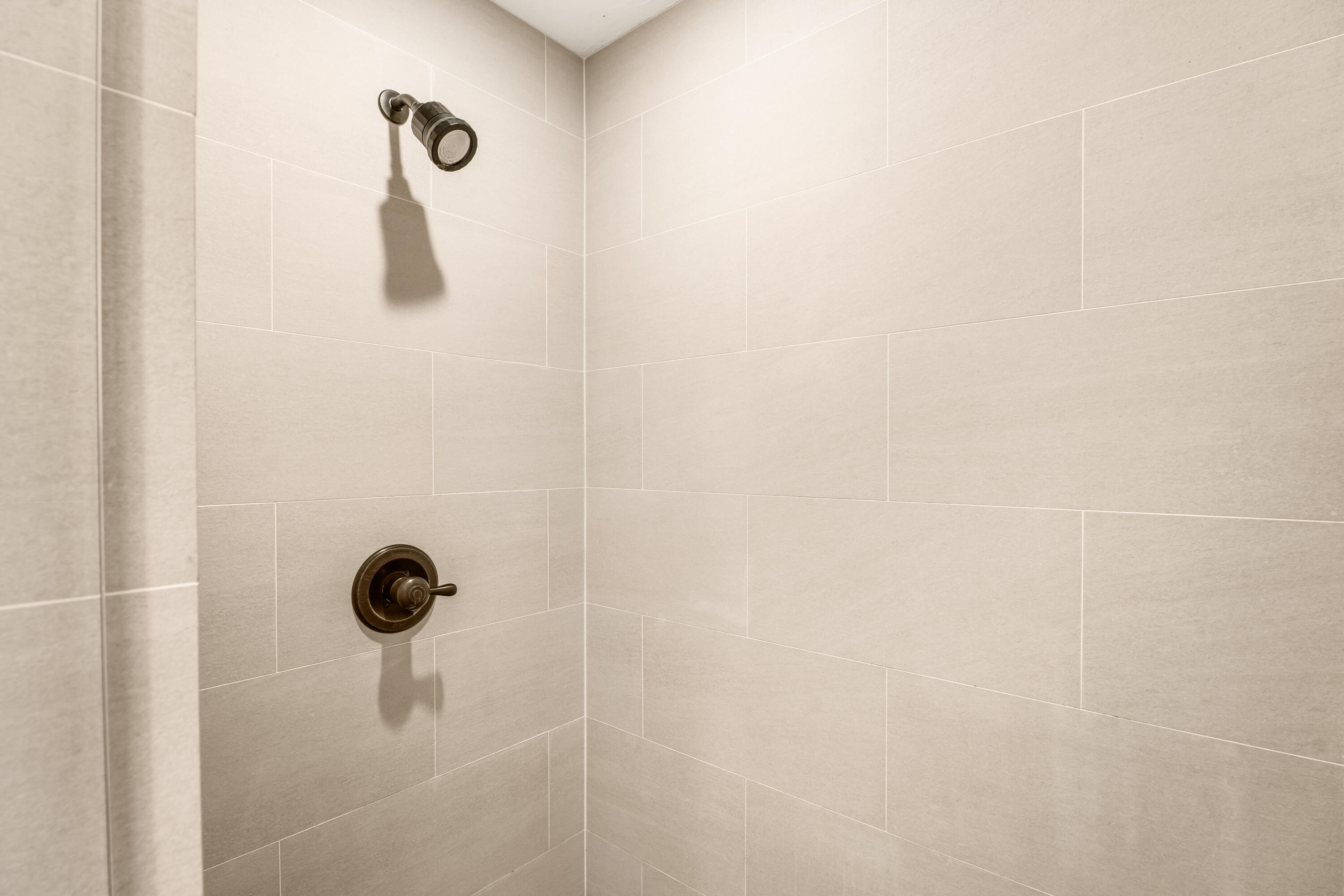 597 W Jefferson Avenue