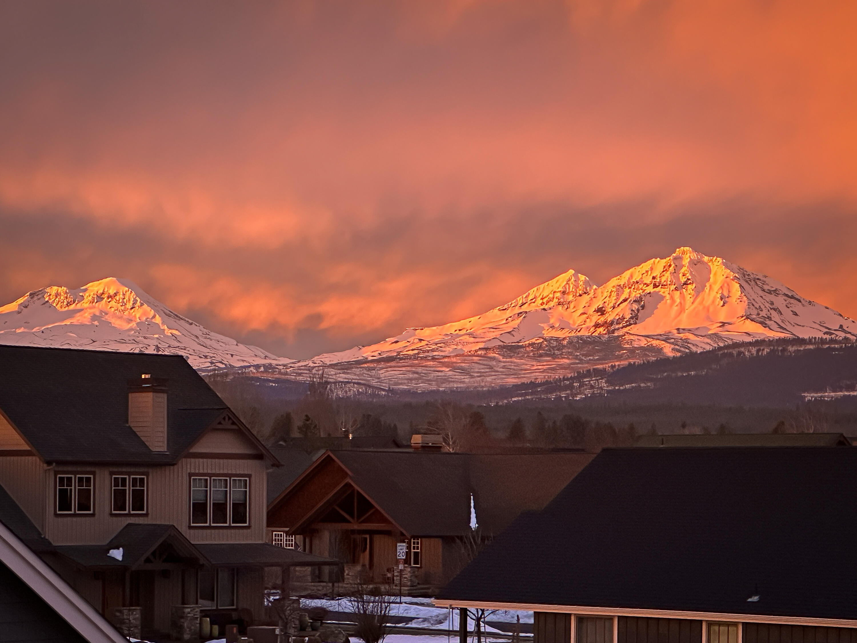 597 W Jefferson Avenue