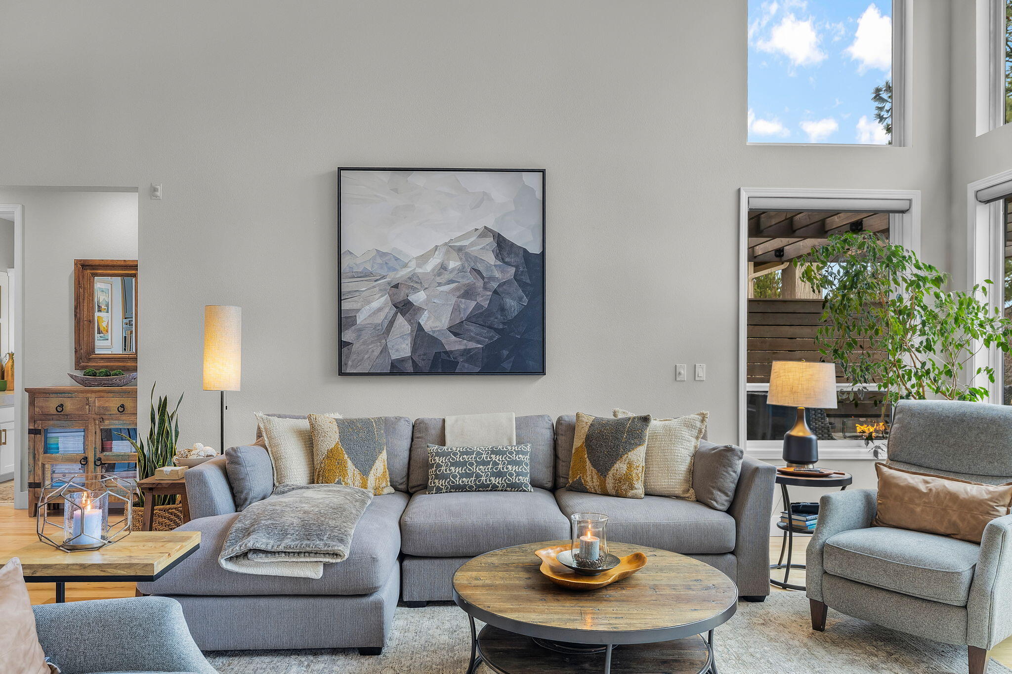 61981 Fall Creek Loop