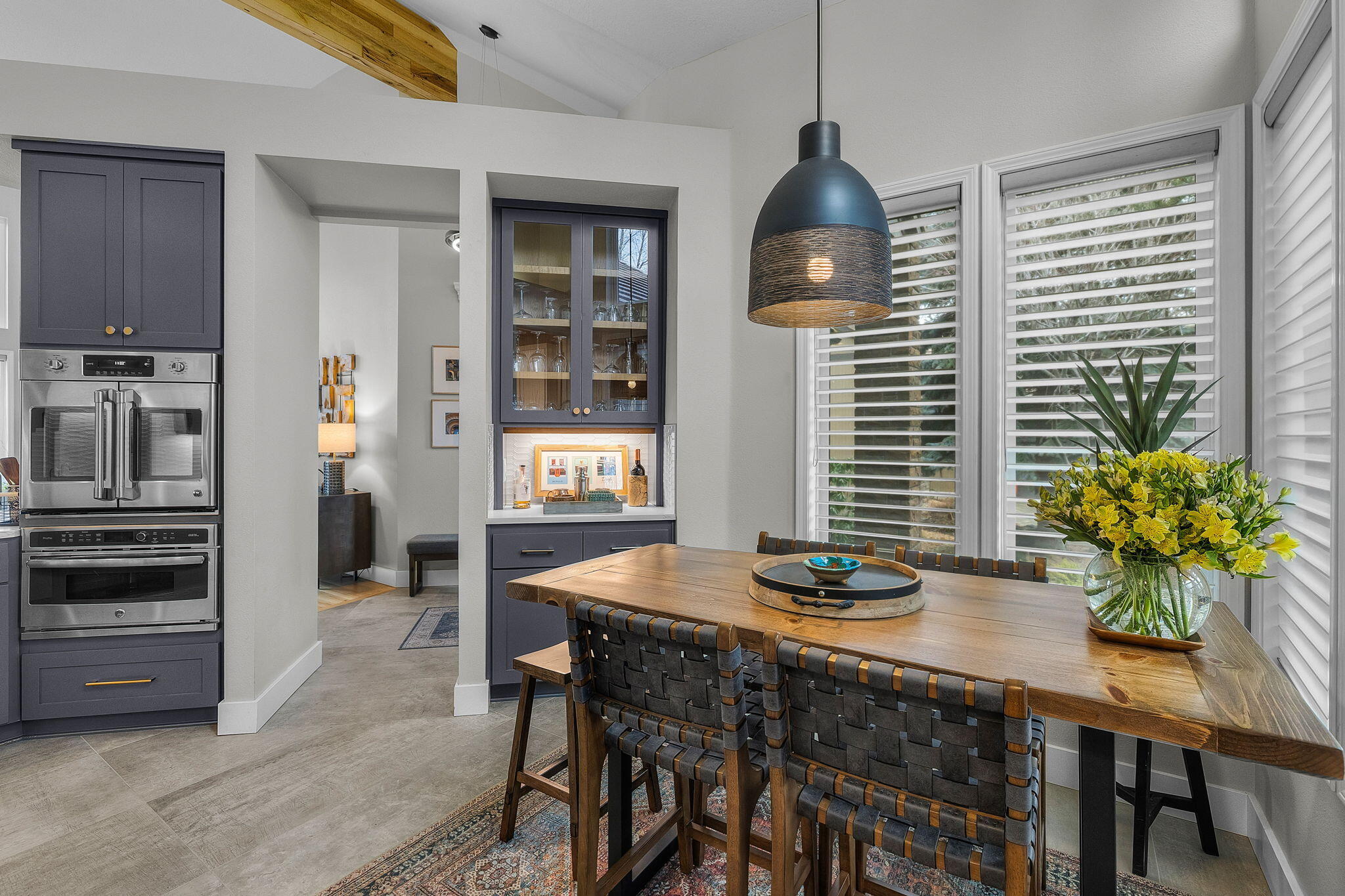 61981 Fall Creek Loop