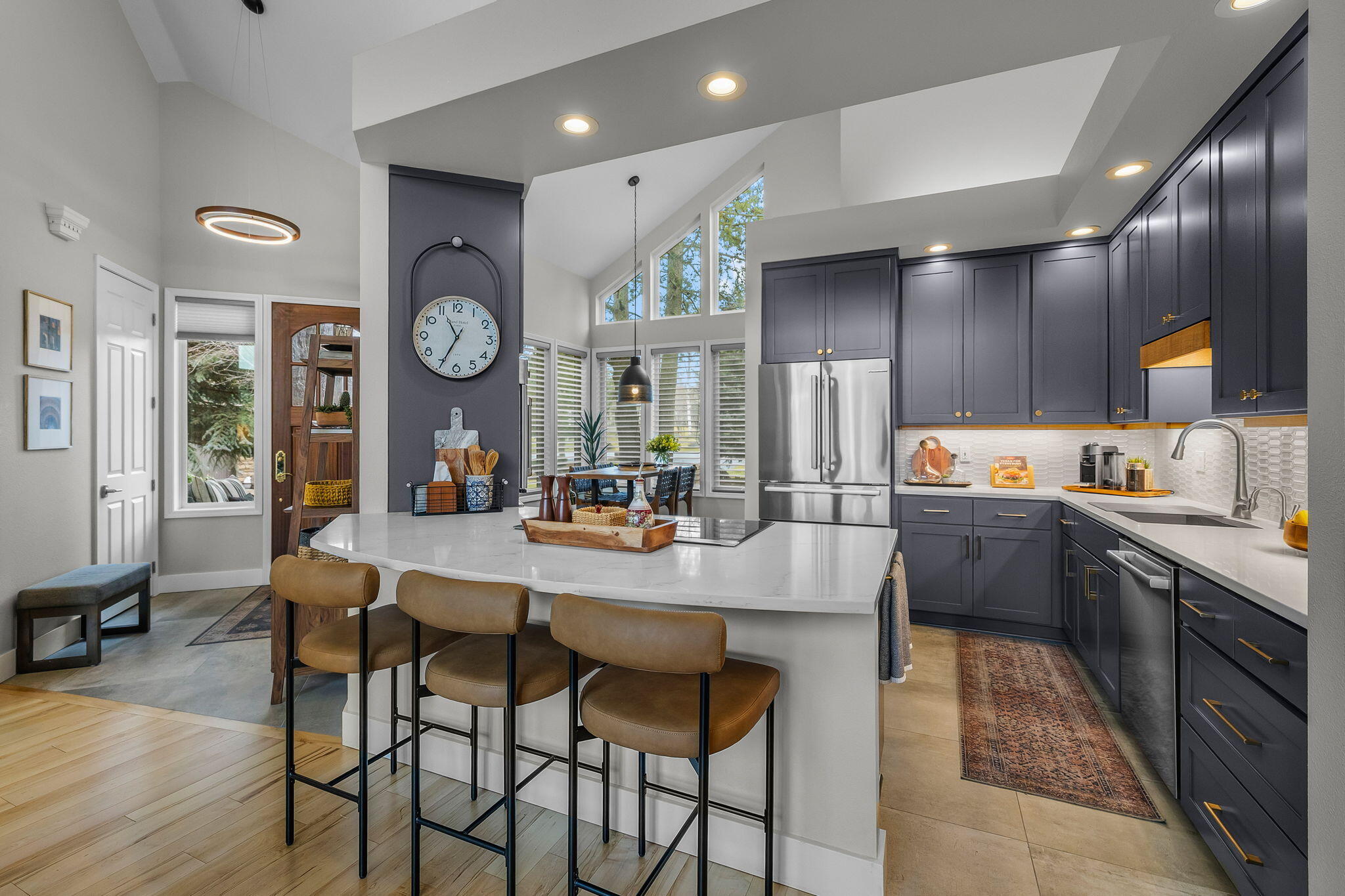 61981 Fall Creek Loop